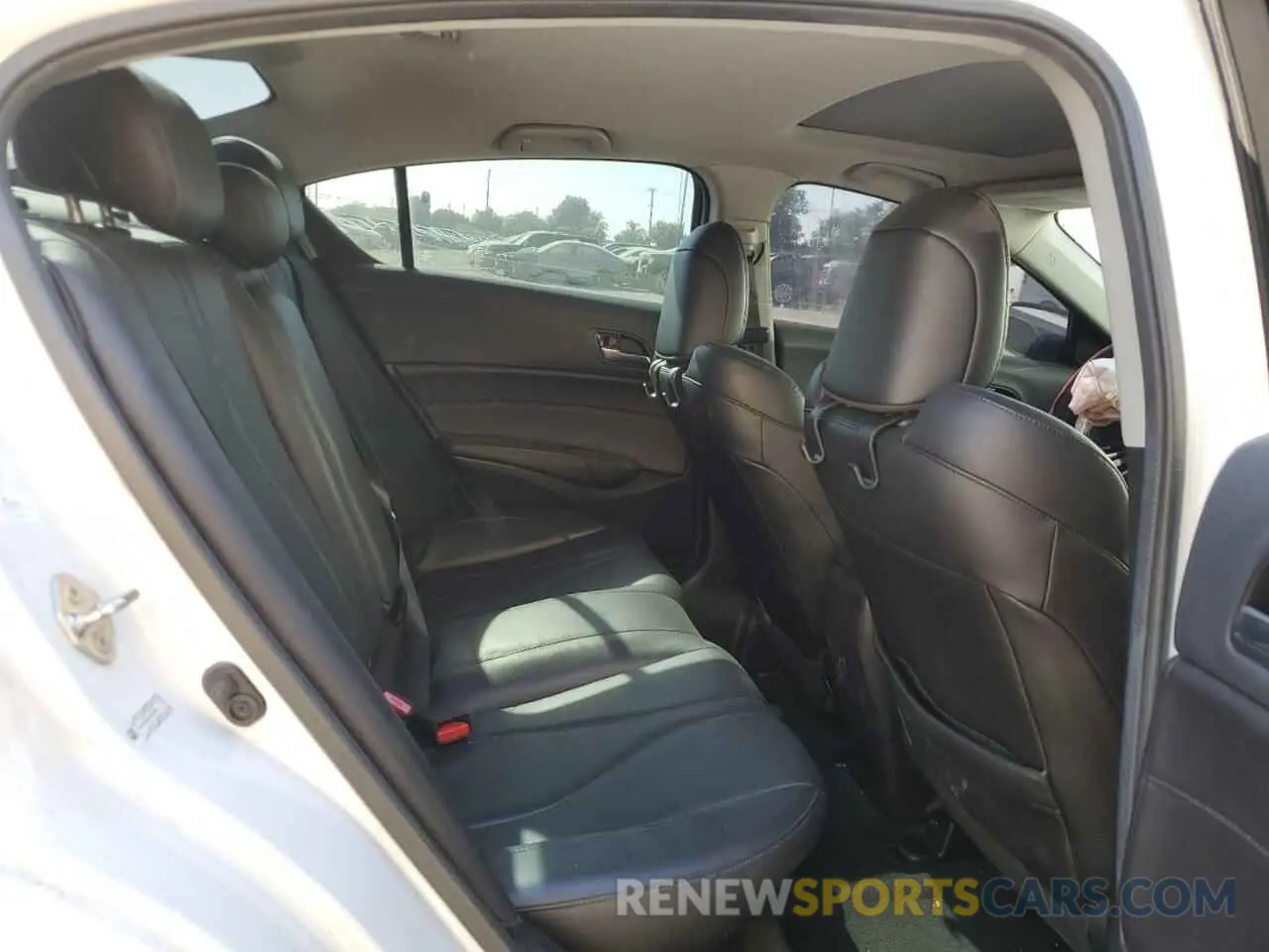 10 fotografías del automóvil dañado 19UDE2F32KA008664 ACURA ILX 2019