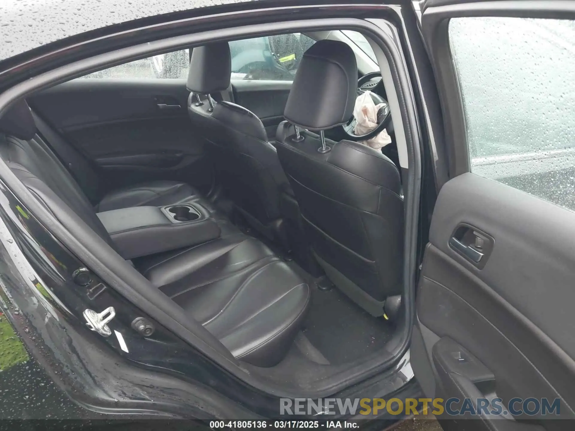 8 fotografías del automóvil dañado 19UDE2F36KA009011 ACURA ILX 2019