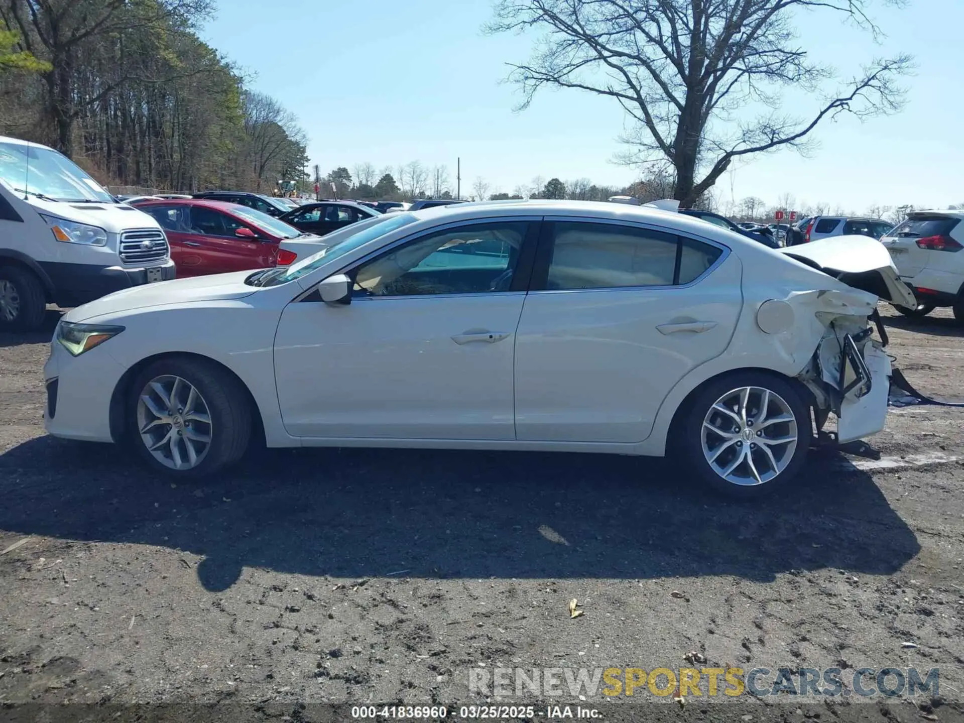 15 fotografías del automóvil dañado 19UDE2F37KA000916 ACURA ILX 2019