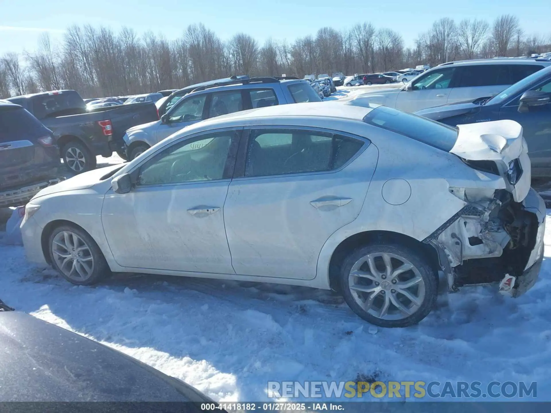 15 fotografías del automóvil dañado 19UDE2F38KA013920 ACURA ILX 2019