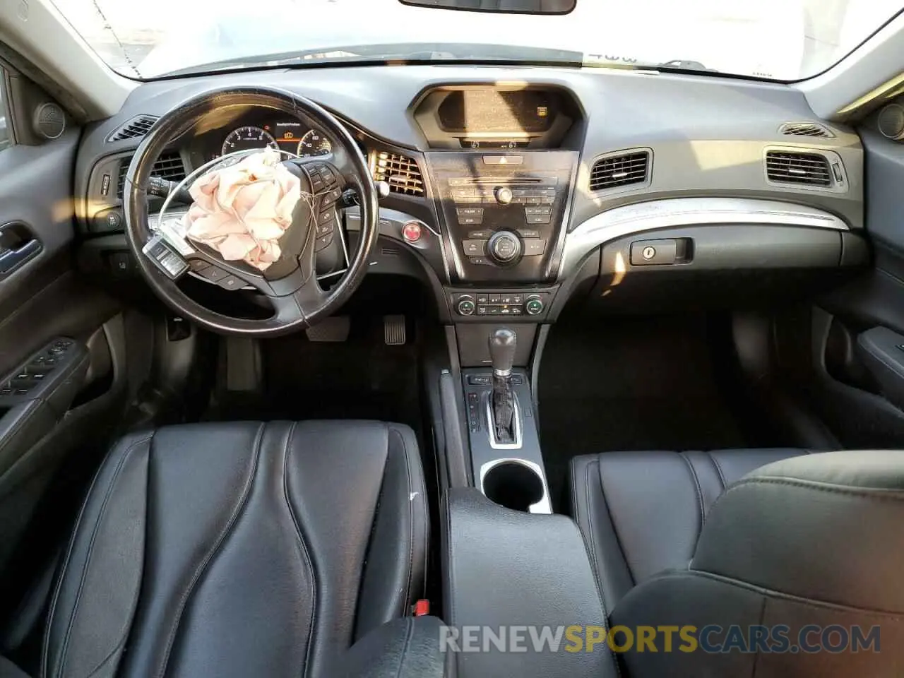 8 fotografías del automóvil dañado 19UDE2F3XKA013045 ACURA ILX 2019