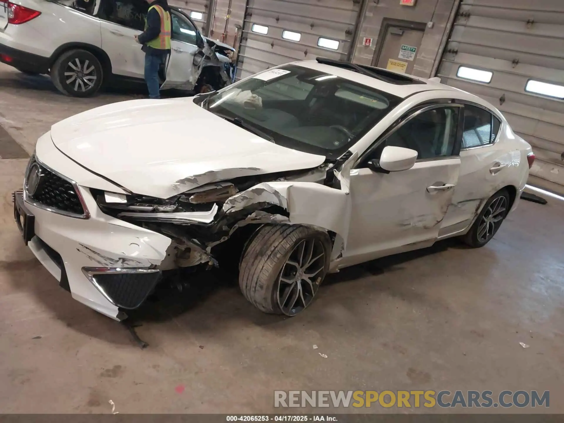 2 fotografías del automóvil dañado 19UDE2F76KA007150 ACURA ILX 2019