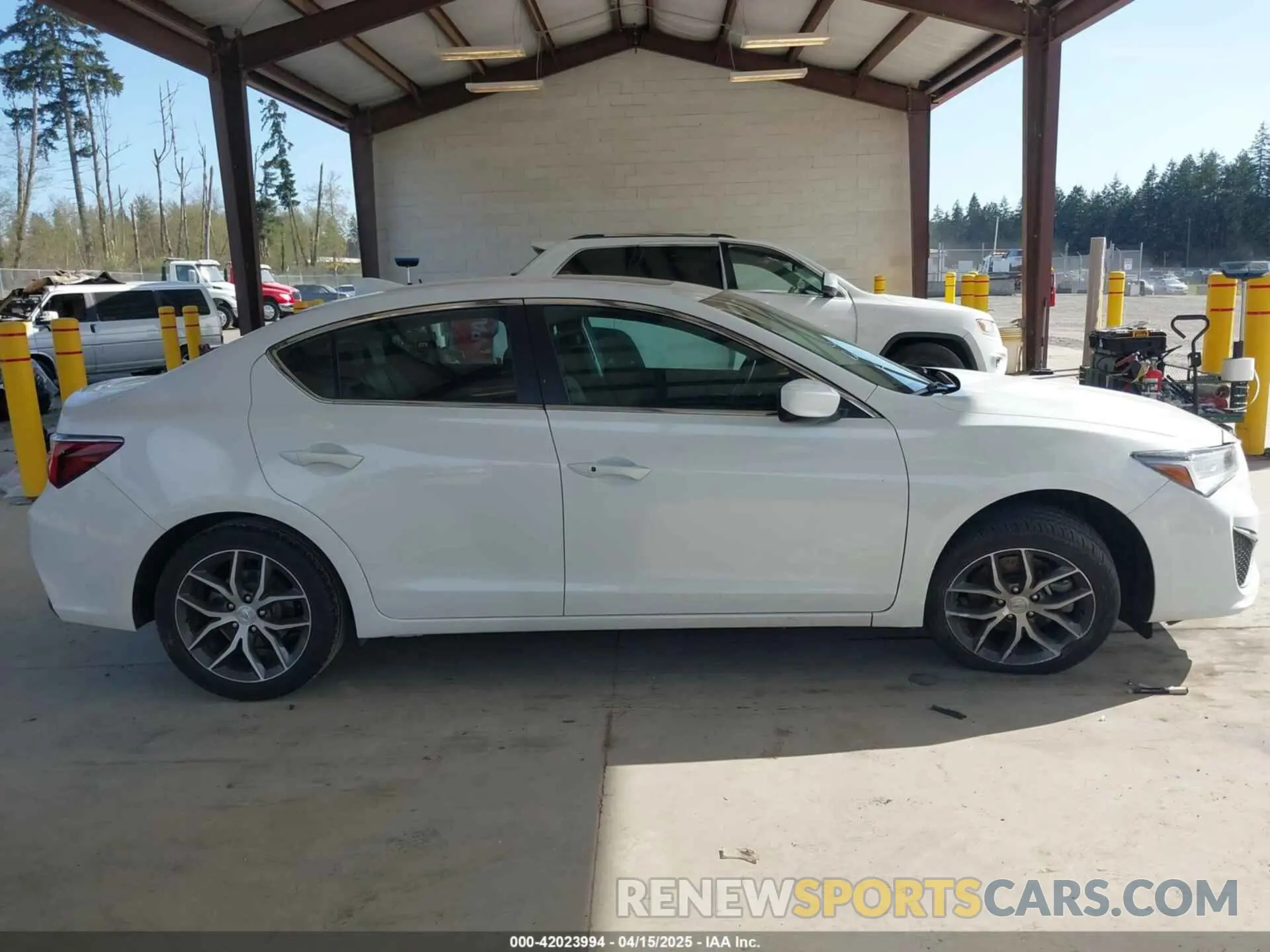 13 fotografías del automóvil dañado 19UDE2F77KA014270 ACURA ILX 2019