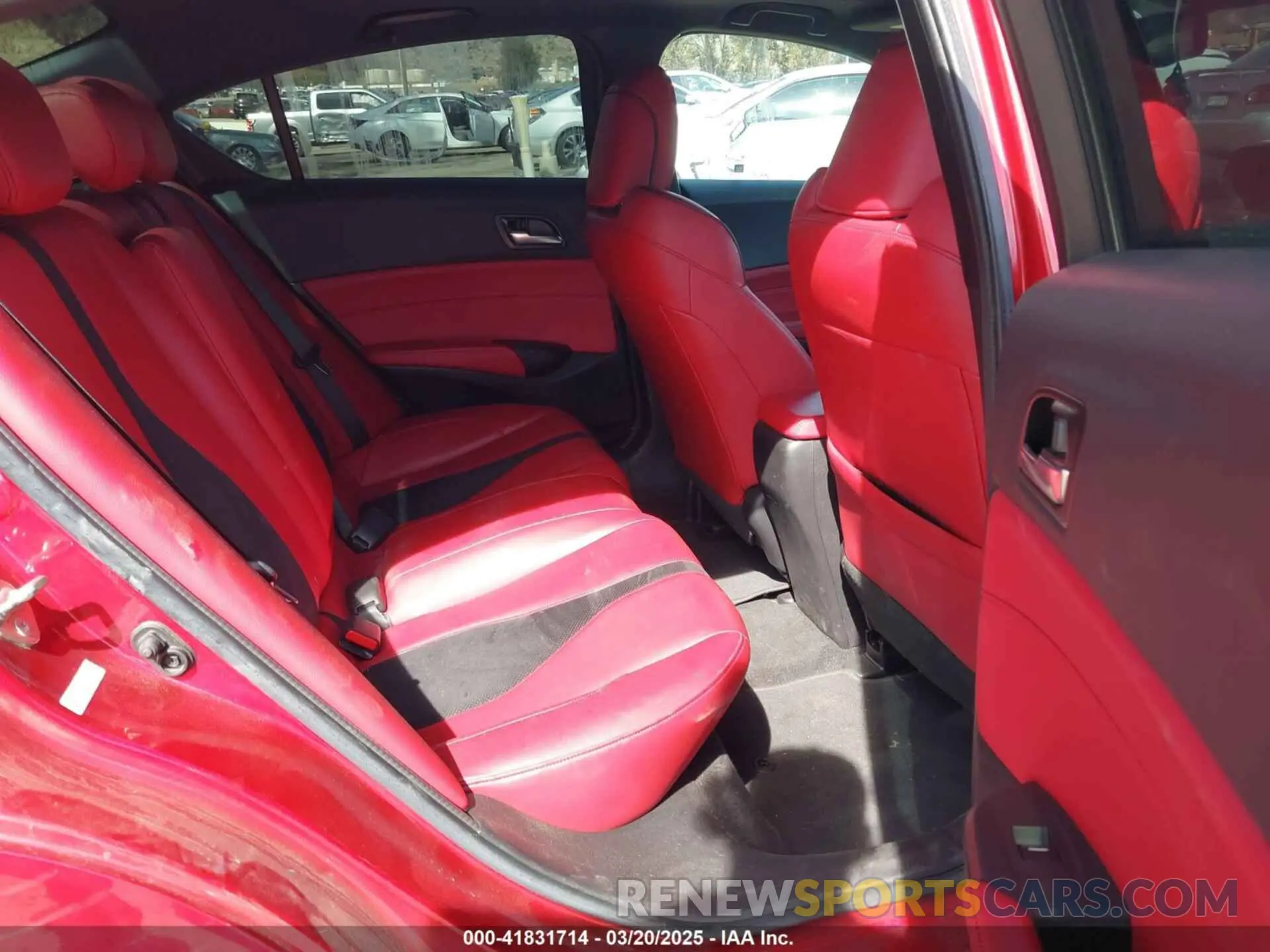 8 fotografías del automóvil dañado 19UDE2F87KA001723 ACURA ILX 2019