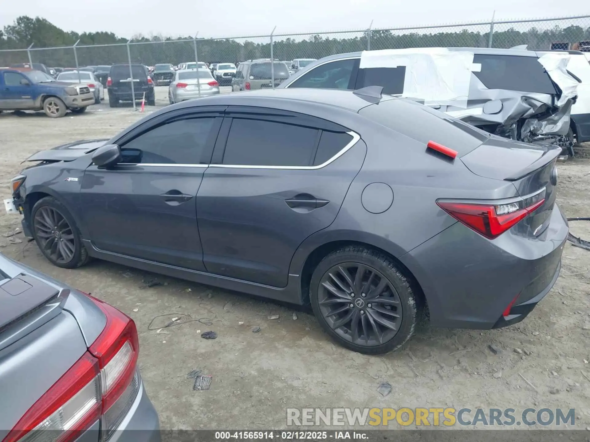 14 fotografías del automóvil dañado 19UDE2F8XKA003563 ACURA ILX 2019