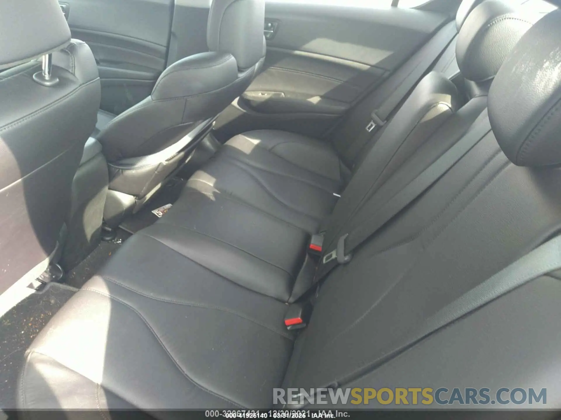 8 fotografías del automóvil dañado 19UDE2F33LA003250 ACURA ILX 2020