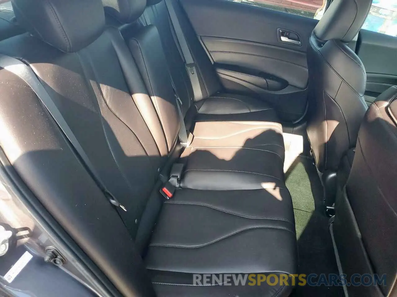 10 fotografías del automóvil dañado 19UDE2F34LA008702 ACURA ILX 2020