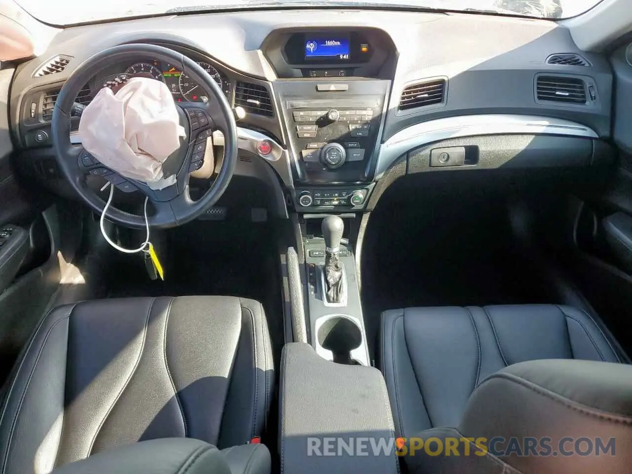 8 fotografías del automóvil dañado 19UDE2F34LA008702 ACURA ILX 2020