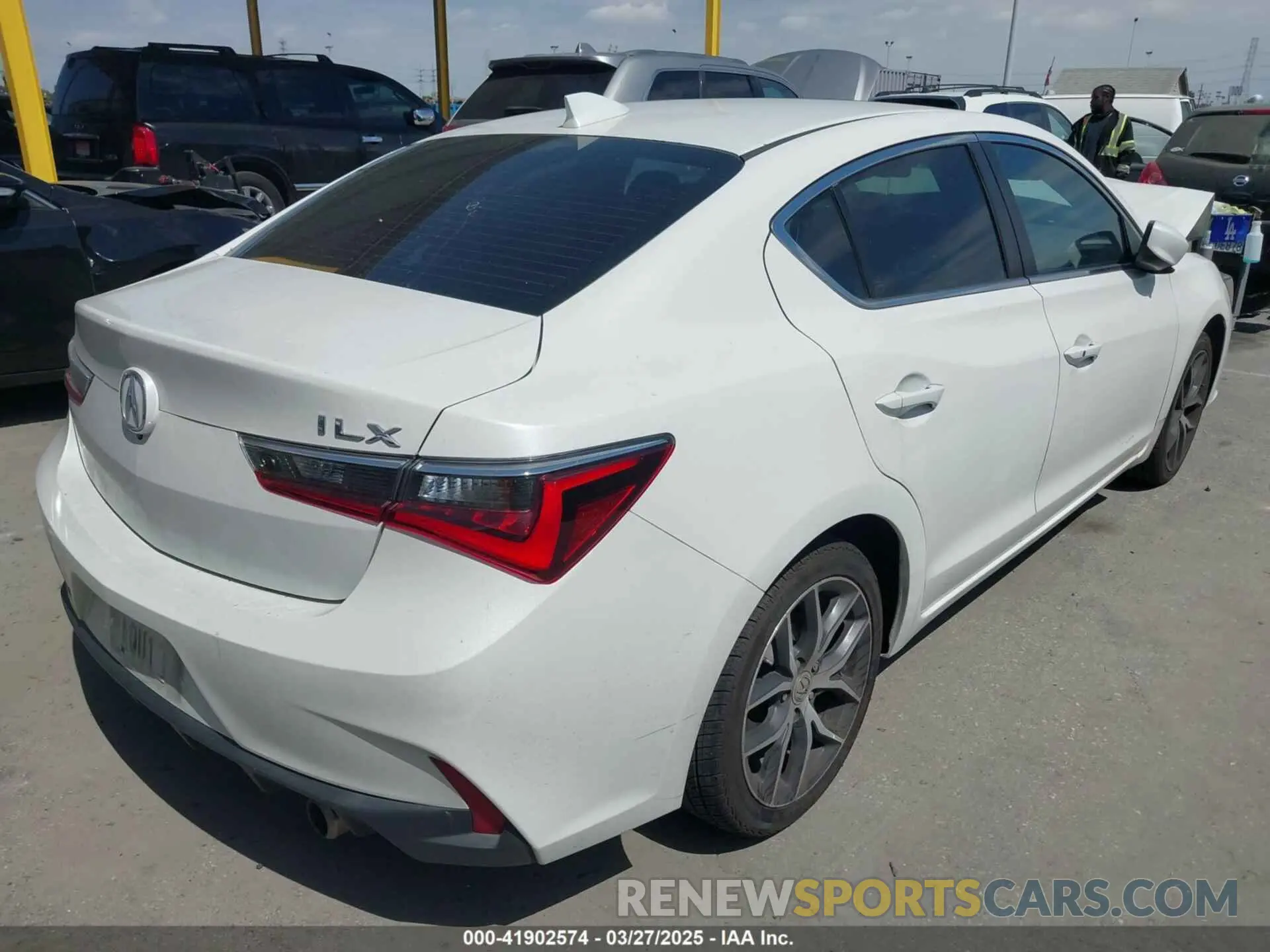 4 fotografías del automóvil dañado 19UDE2F76LA009773 ACURA ILX 2020