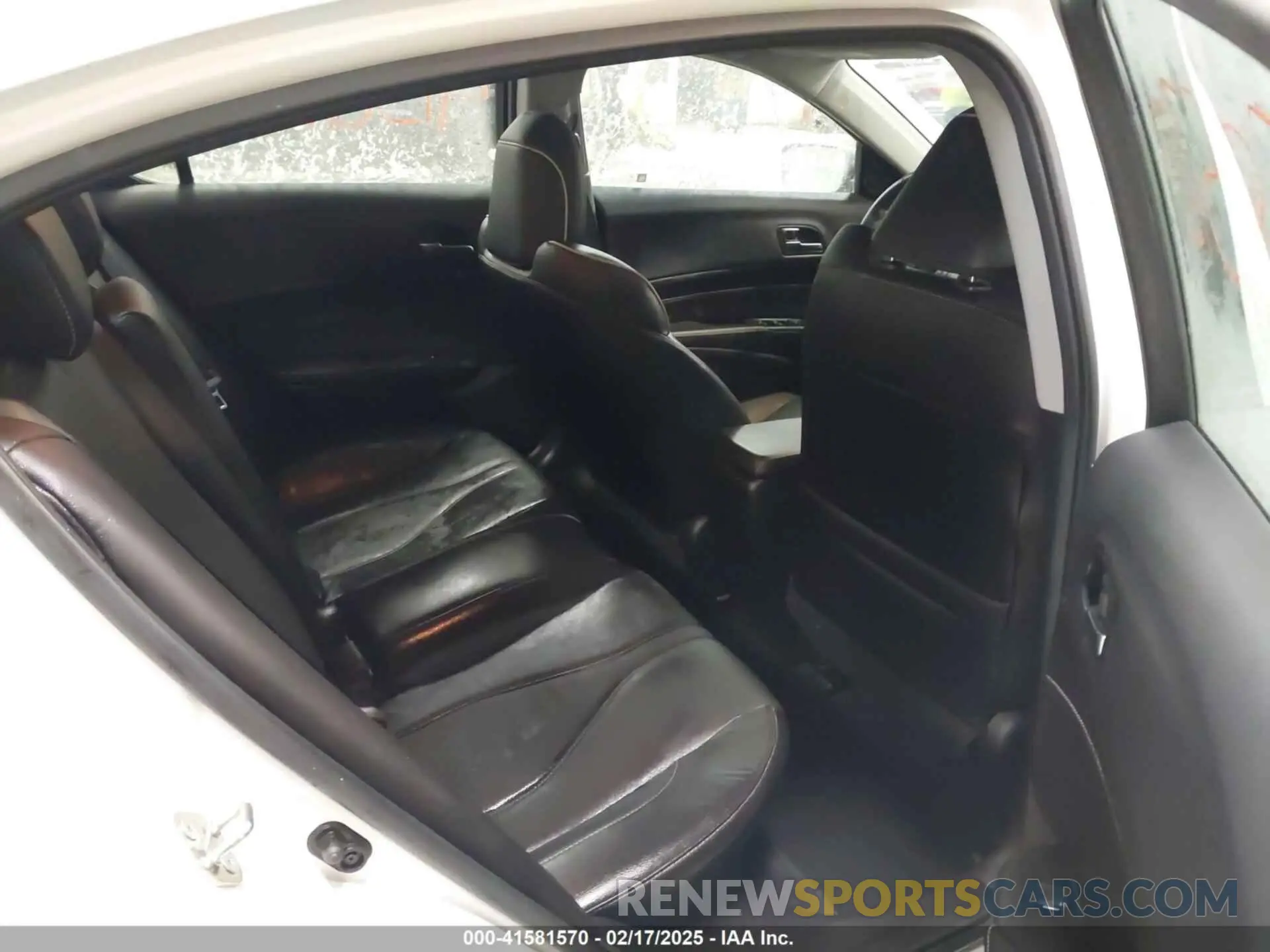 8 fotografías del automóvil dañado 19UDE2F77LA010298 ACURA ILX 2020