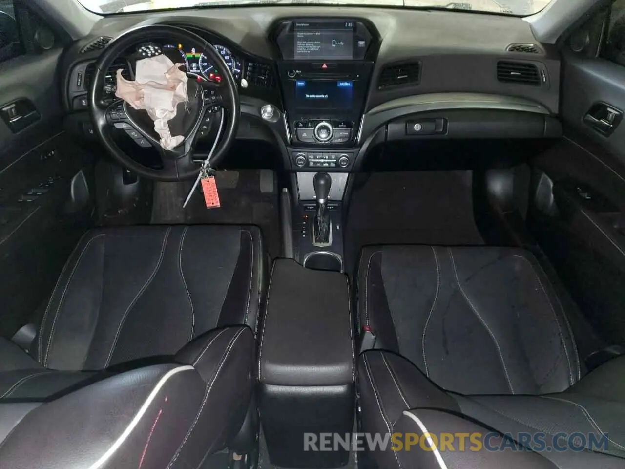 8 fotografías del automóvil dañado 19UDE2F78LA007863 ACURA ILX 2020