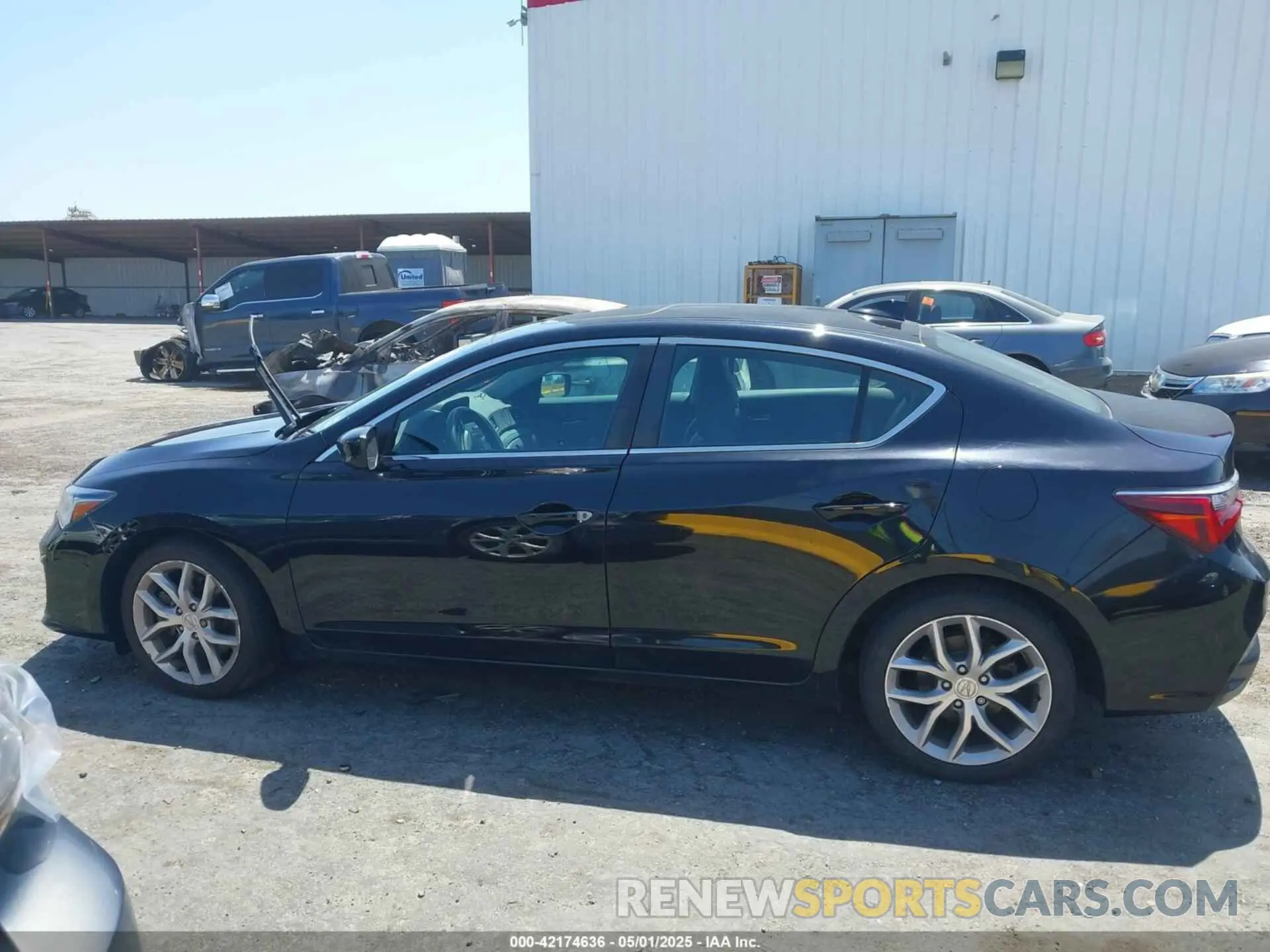 13 fotografías del automóvil dañado 19UDE2F36MA004345 ACURA ILX 2021