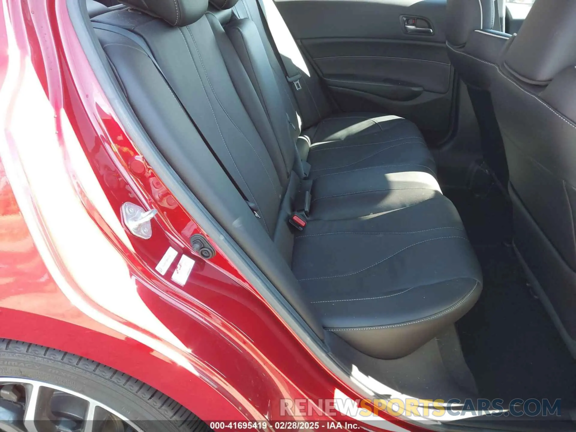 8 fotografías del automóvil dañado 19UDE2F72MA001817 ACURA ILX 2021