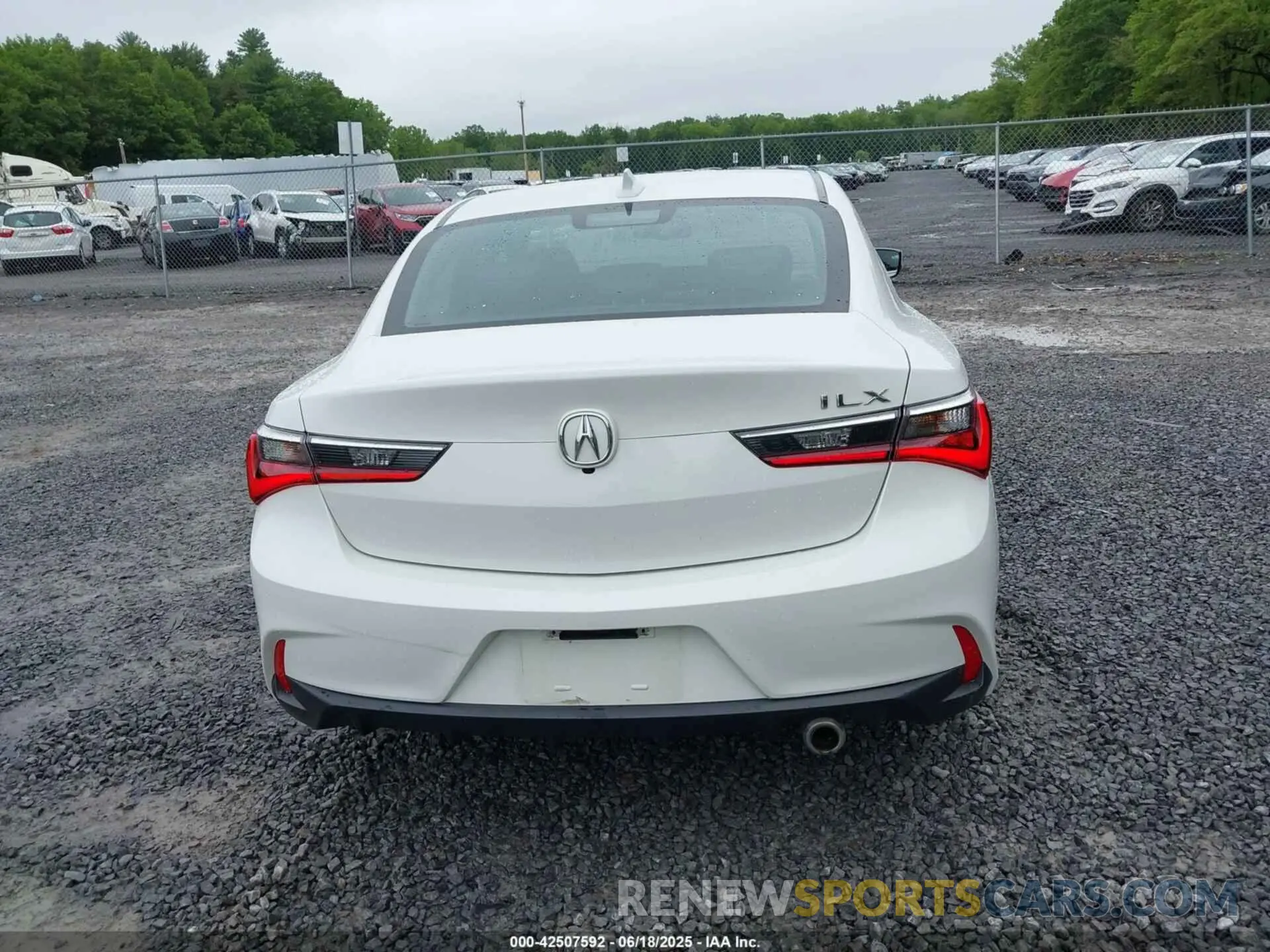 16 fotografías del automóvil dañado 19UDE2F73MA005388 ACURA ILX 2021