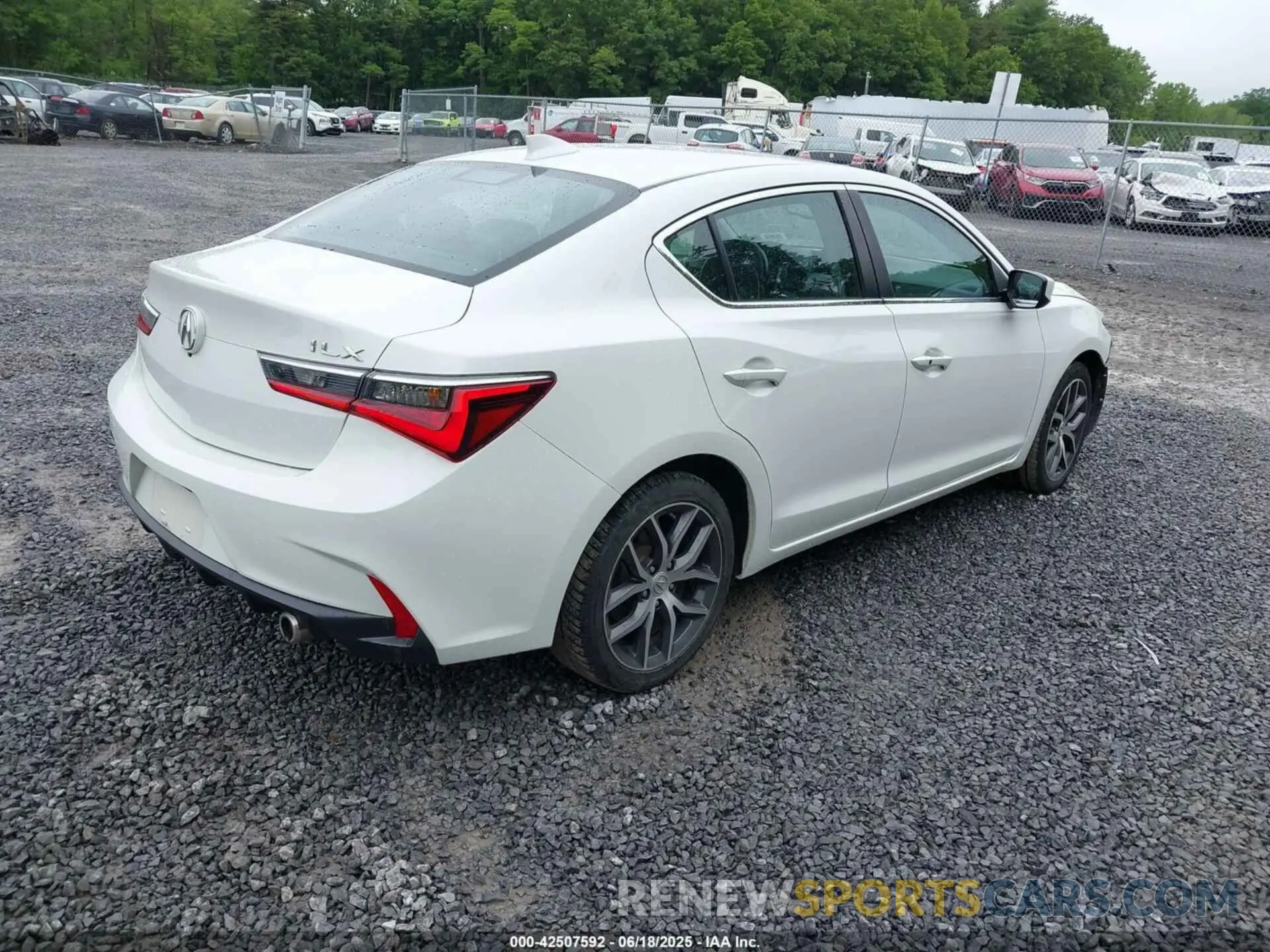 4 fotografías del automóvil dañado 19UDE2F73MA005388 ACURA ILX 2021
