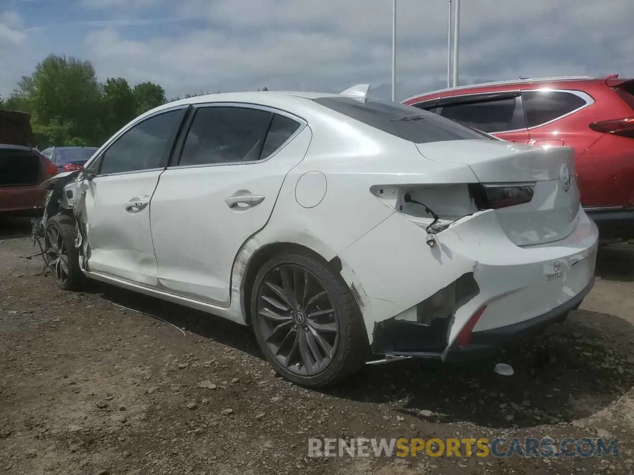 2 fotografías del automóvil dañado 19UDE2F79MA011129 ACURA ILX 2021