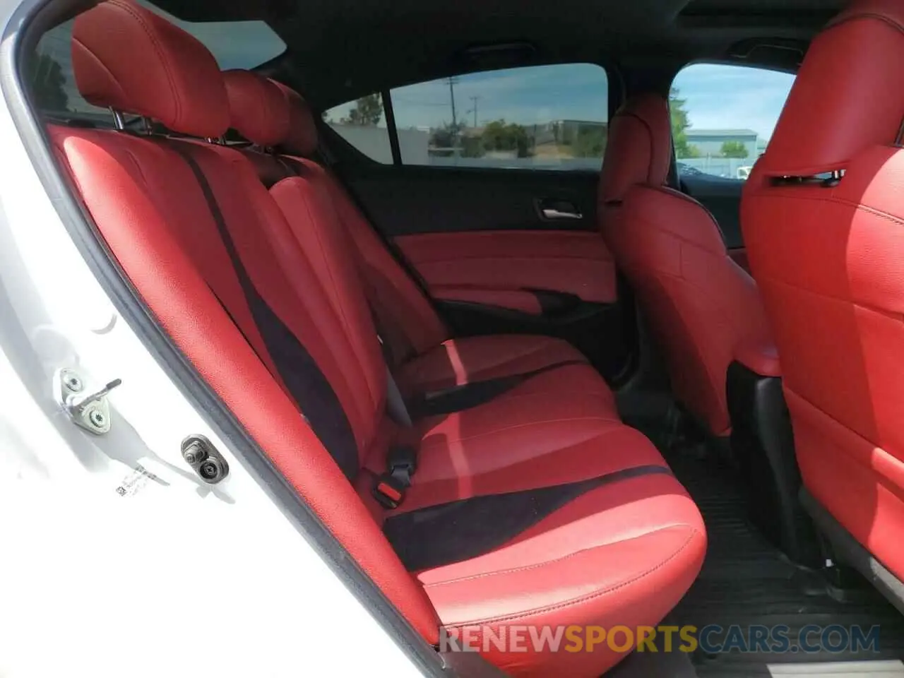 10 fotografías del automóvil dañado 19UDE2F80MA009181 ACURA ILX 2021