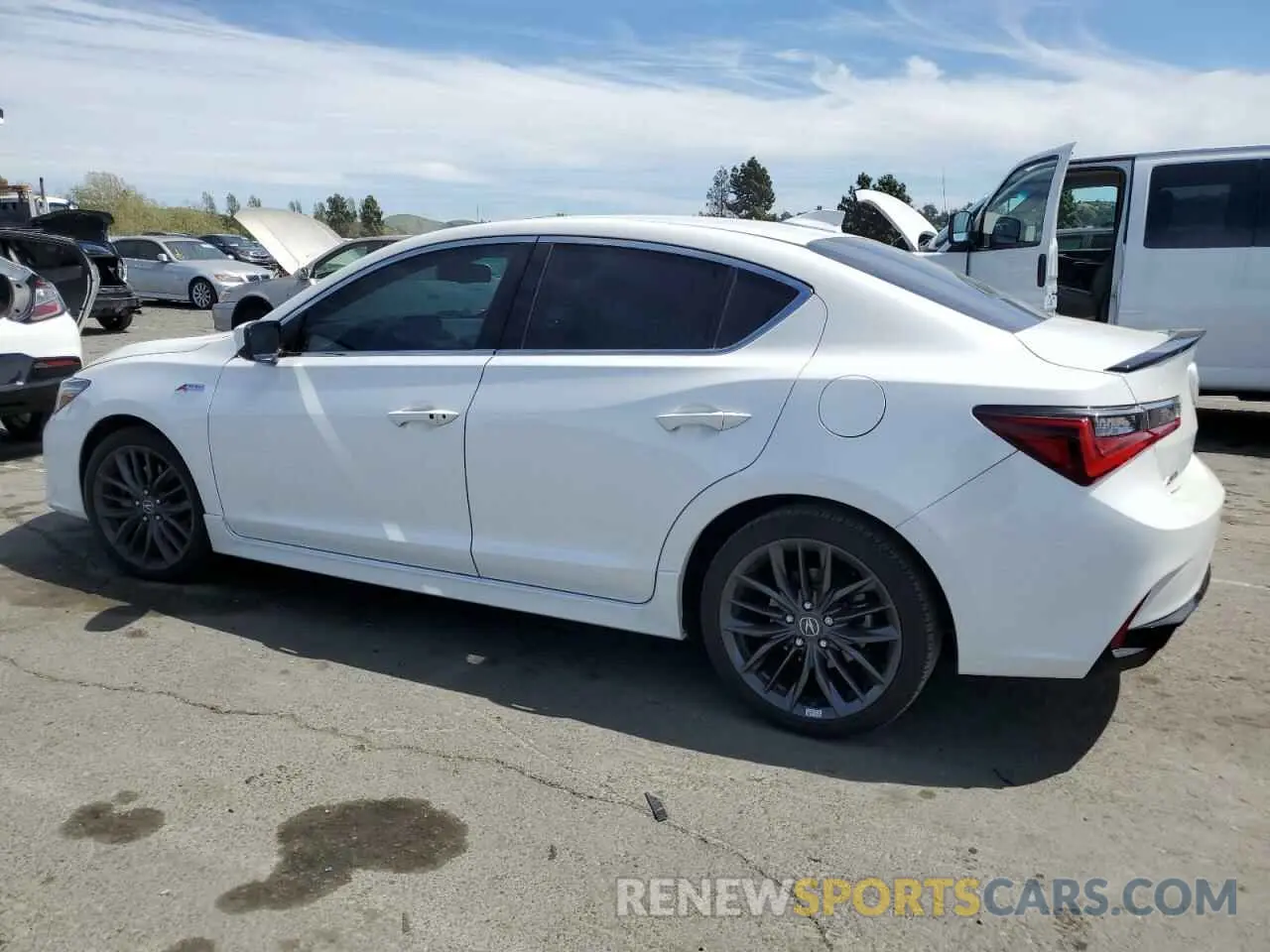 2 fotografías del automóvil dañado 19UDE2F80MA009181 ACURA ILX 2021