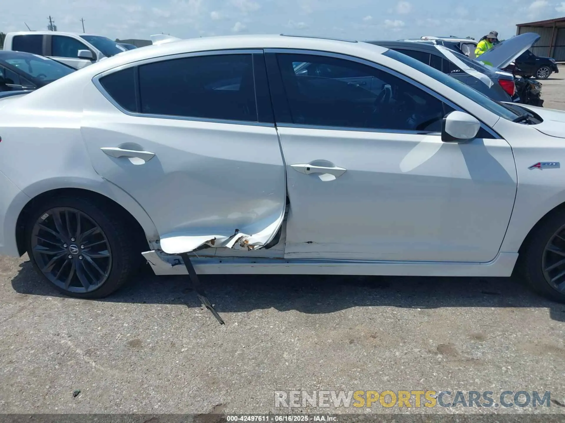 13 fotografías del automóvil dañado 19UDE2F87MA007881 ACURA ILX 2021