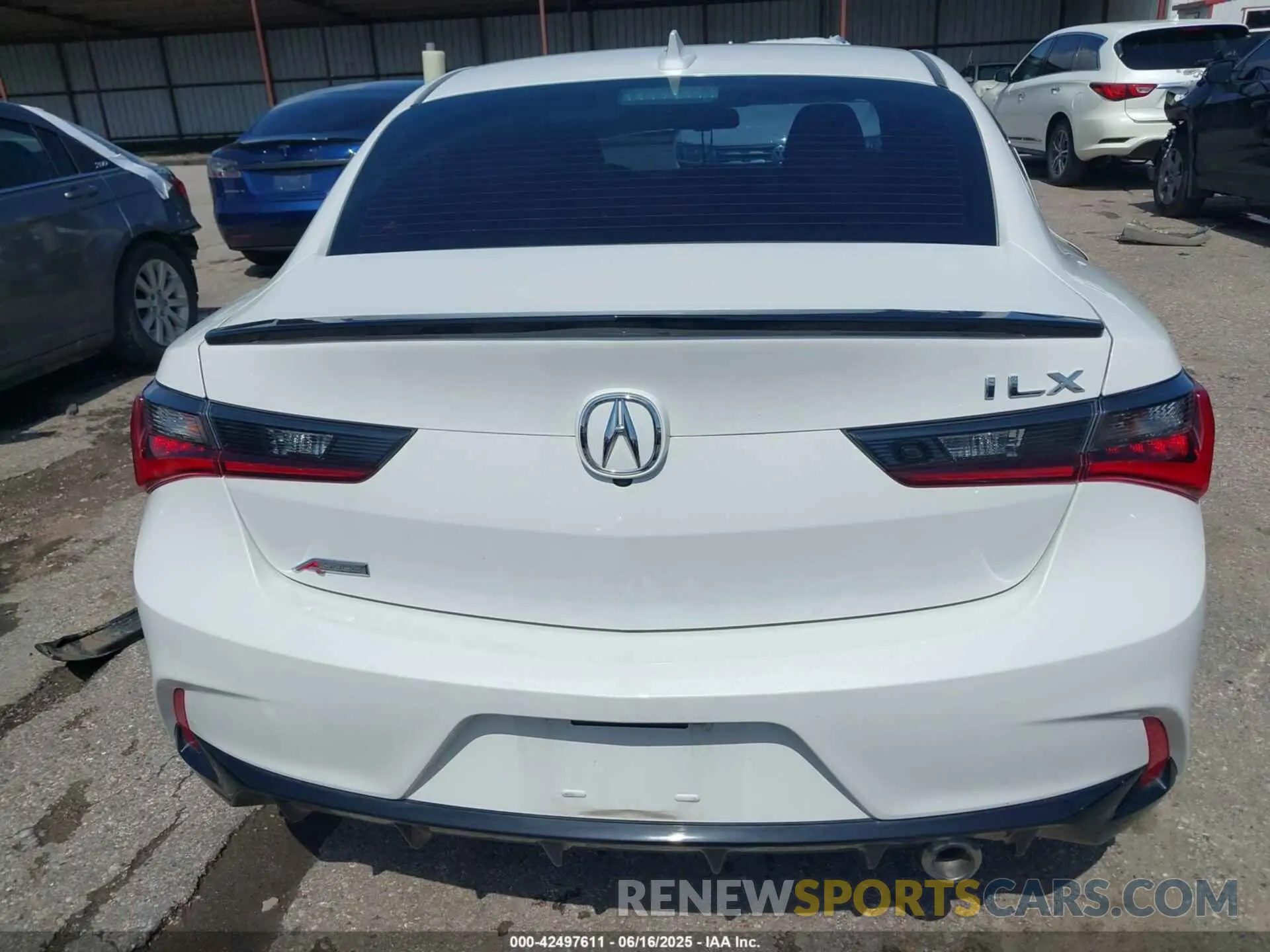 16 fotografías del automóvil dañado 19UDE2F87MA007881 ACURA ILX 2021