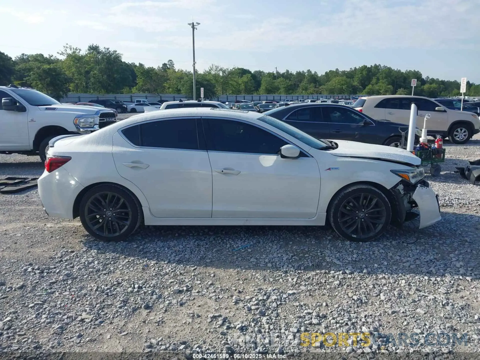 13 fotografías del automóvil dañado 19UDE2F89MA010863 ACURA ILX 2021