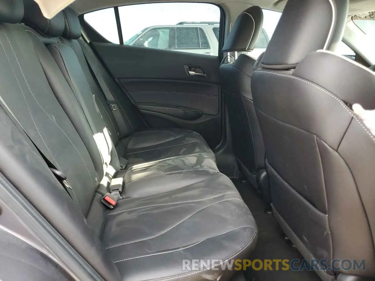 10 fotografías del automóvil dañado 19UDE2F75NA000811 ACURA ILX 2022