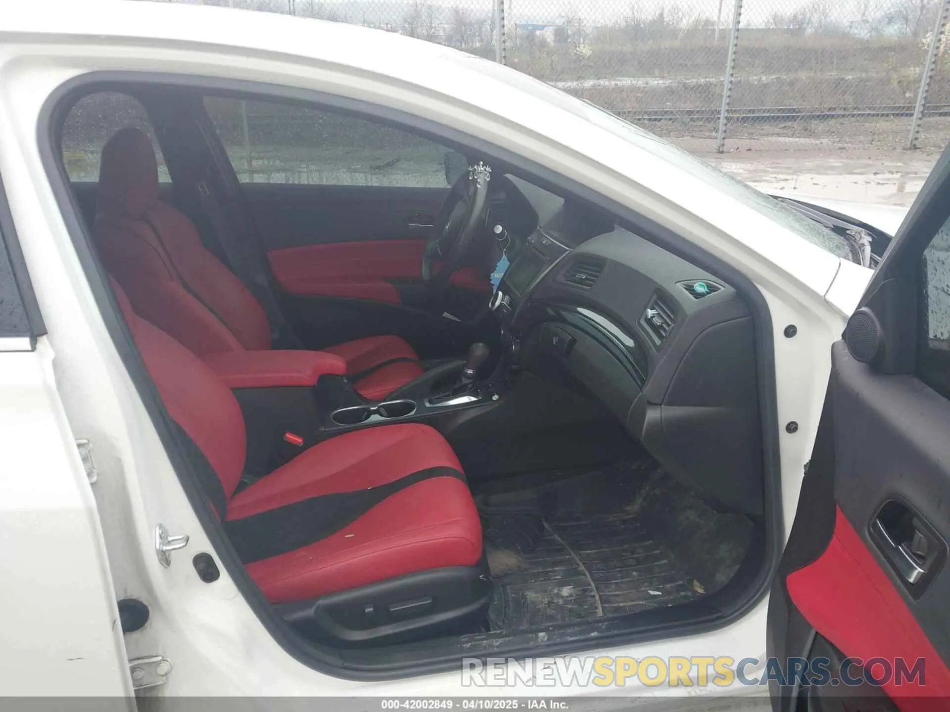5 fotografías del automóvil dañado 19UDE2F82NA005781 ACURA ILX 2022