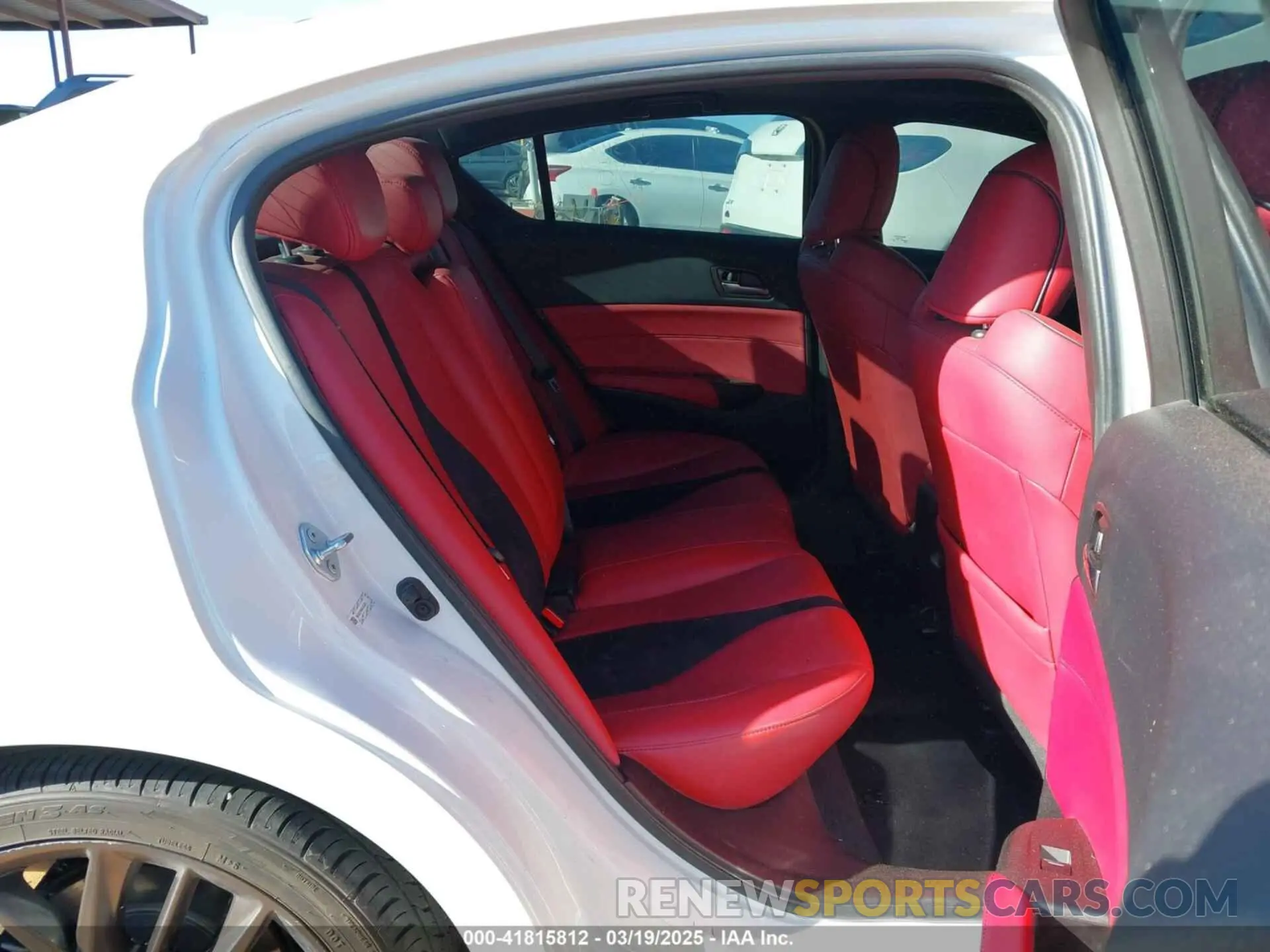 8 fotografías del automóvil dañado 19UDE2F86NA000020 ACURA ILX 2022