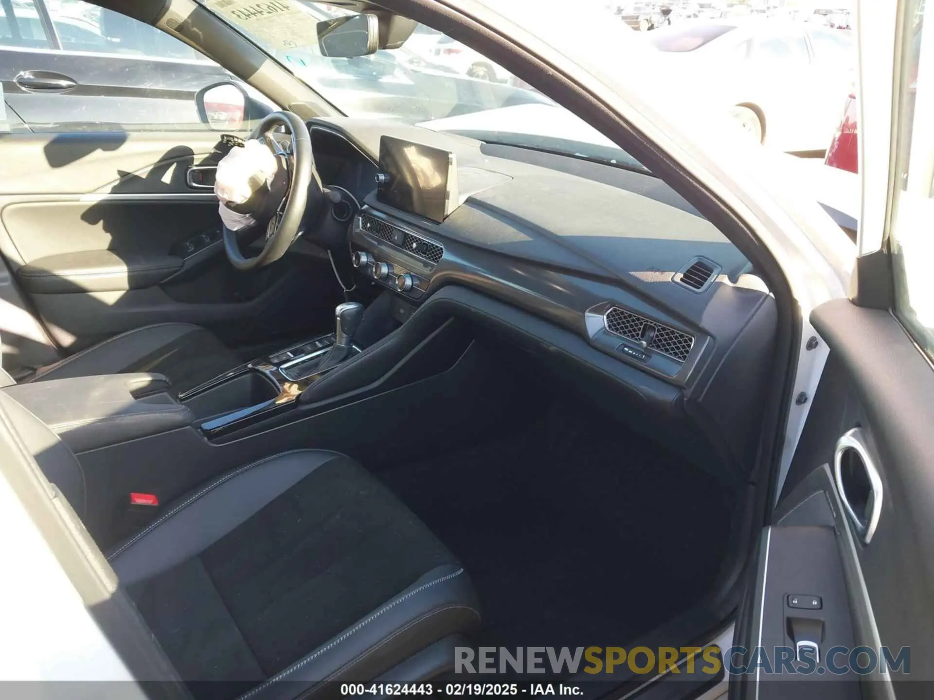 5 fotografías del automóvil dañado 19UDE4H60PA006065 ACURA INTEGRA 2023
