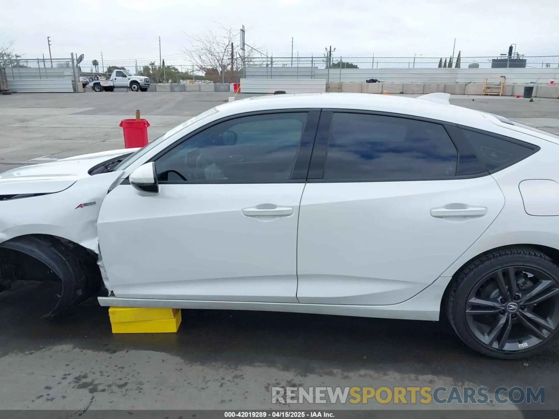 15 fotografías del automóvil dañado 19UDE4H68PA004449 ACURA INTEGRA 2023