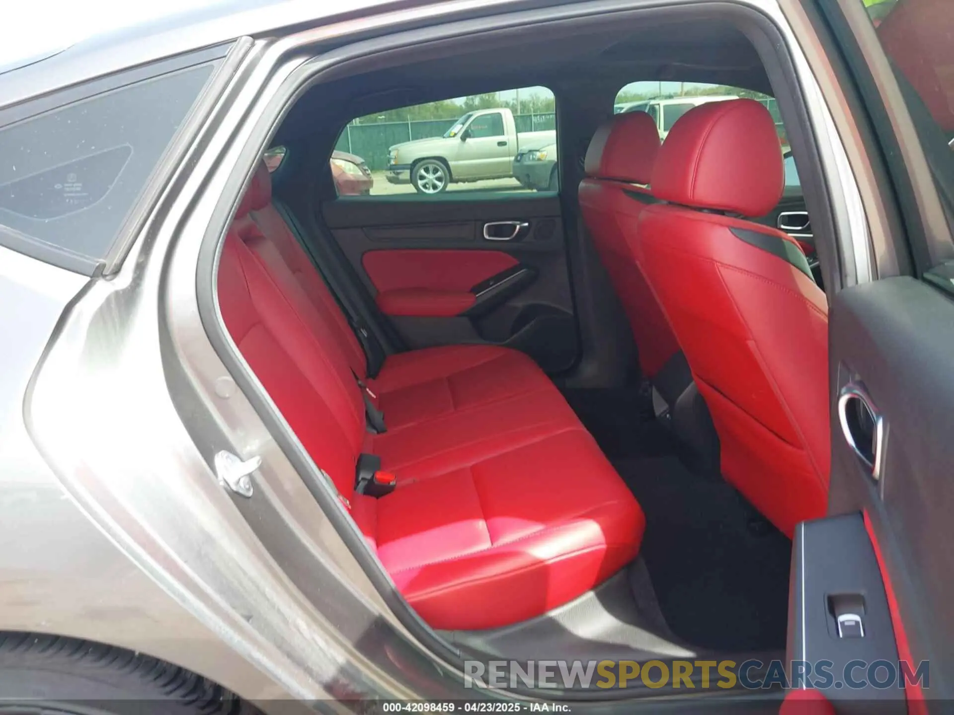 8 fotografías del automóvil dañado 19UDE4G75RA017012 ACURA INTEGRA 2024