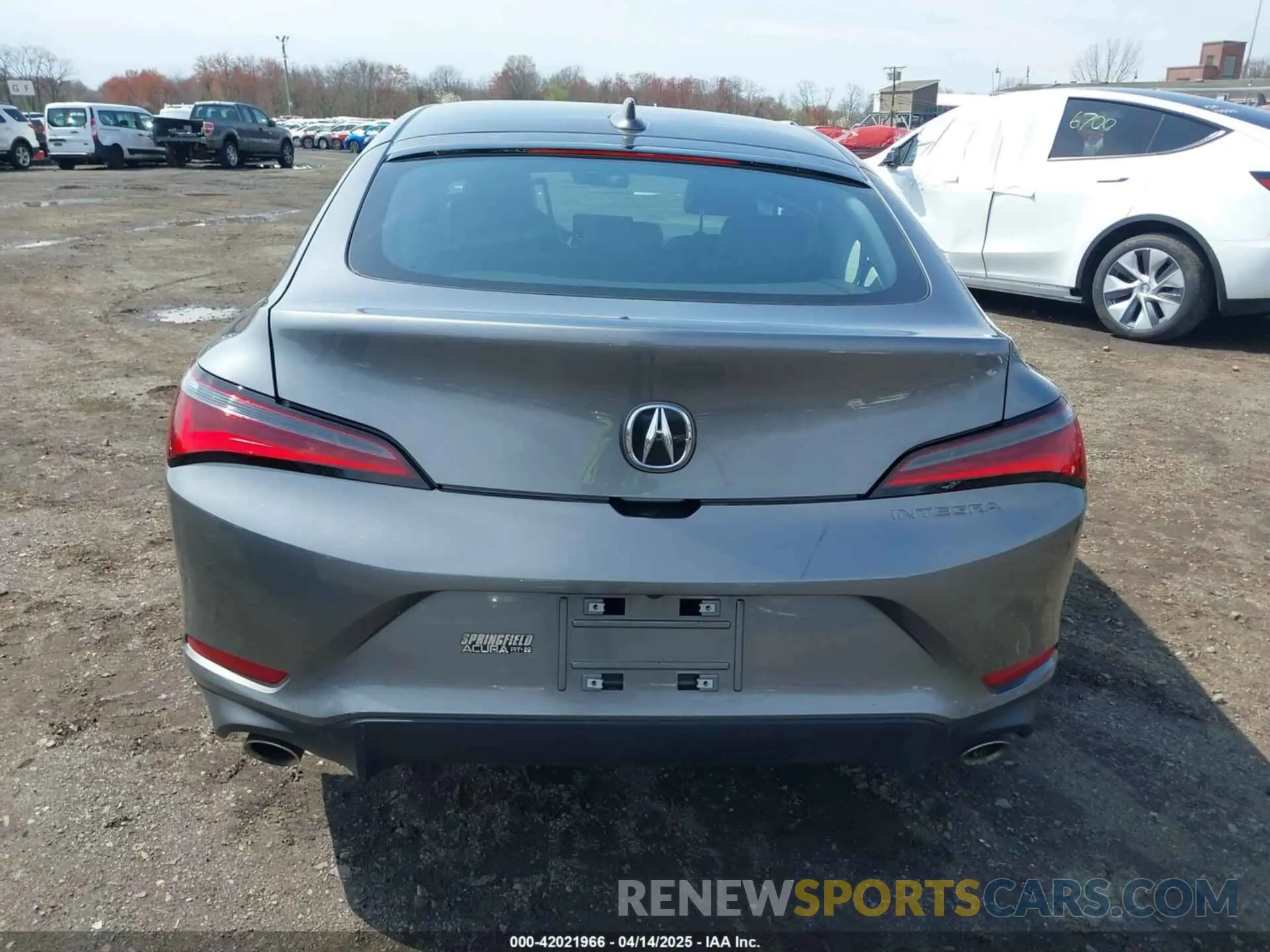 16 fotografías del automóvil dañado 19UDE4H20RA011766 ACURA INTEGRA 2024