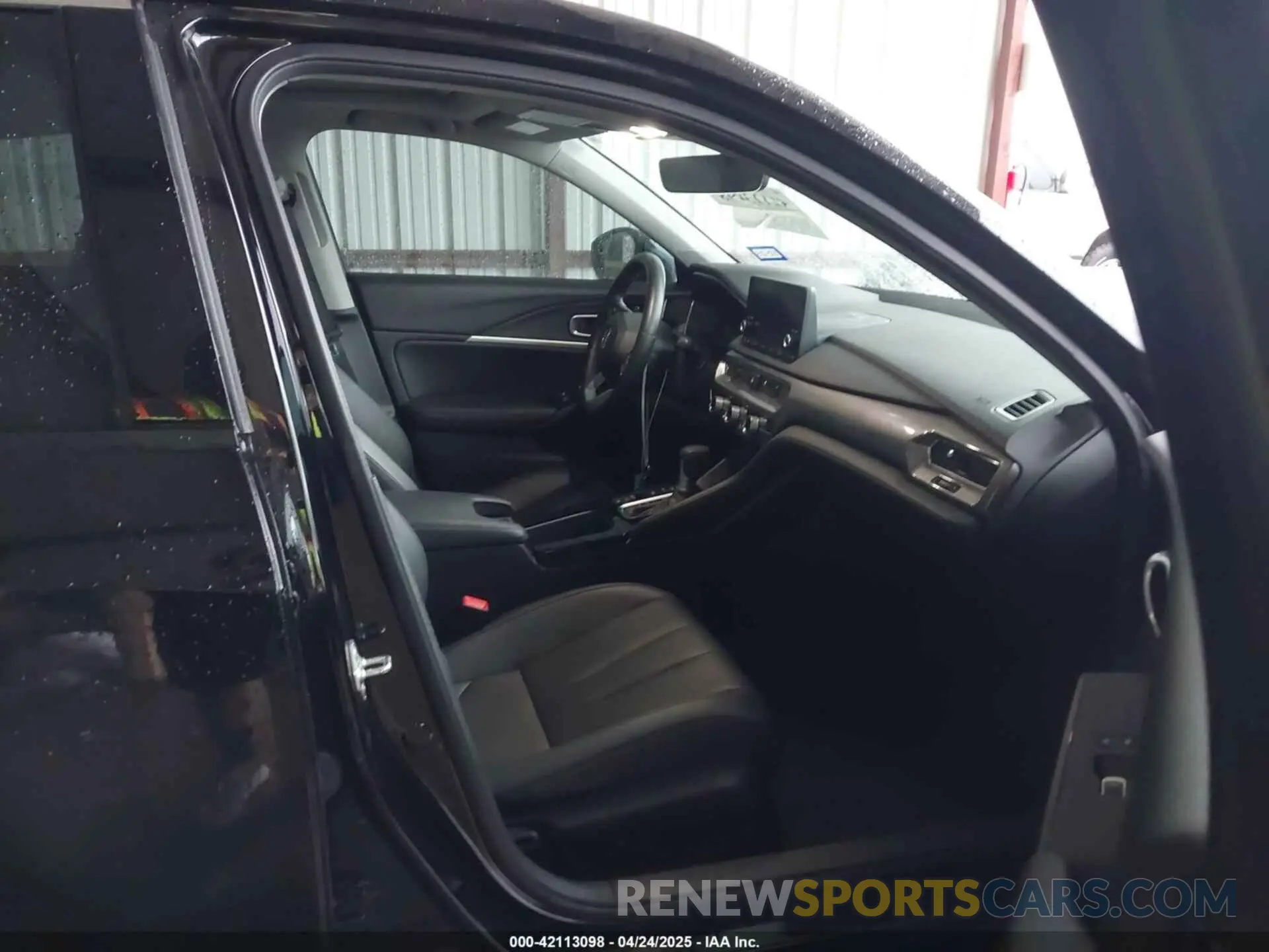 5 fotografías del automóvil dañado 19UDE4H21RA011954 ACURA INTEGRA 2024