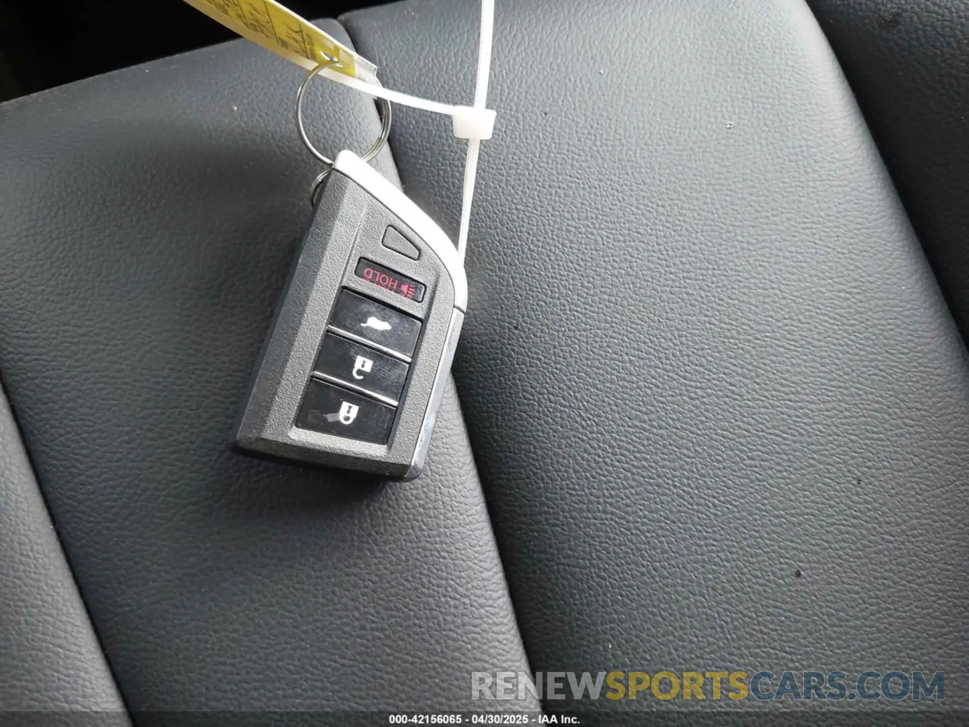 11 fotografías del automóvil dañado 19UDE4H21RA020945 ACURA INTEGRA 2024