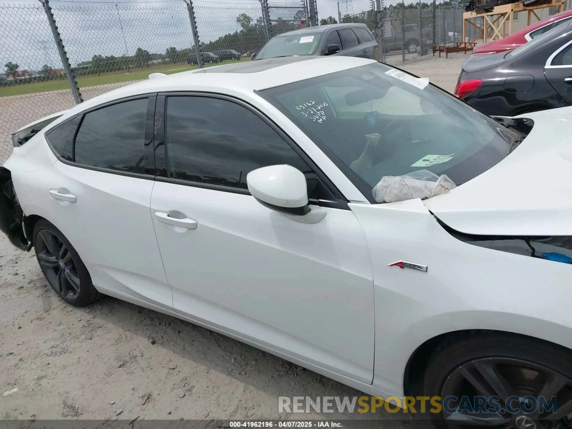 13 fotografías del automóvil dañado 19UDE4H35RA020892 ACURA INTEGRA 2024