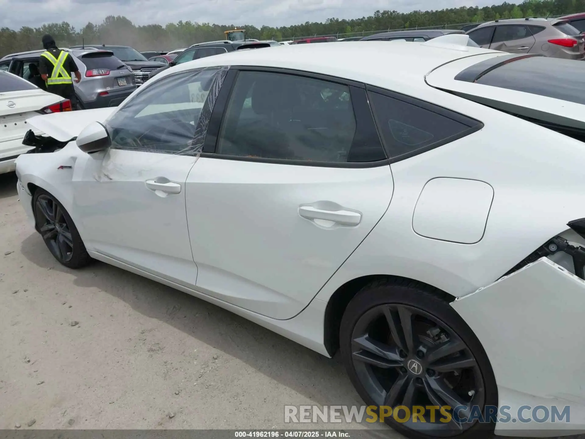 14 fotografías del automóvil dañado 19UDE4H35RA020892 ACURA INTEGRA 2024
