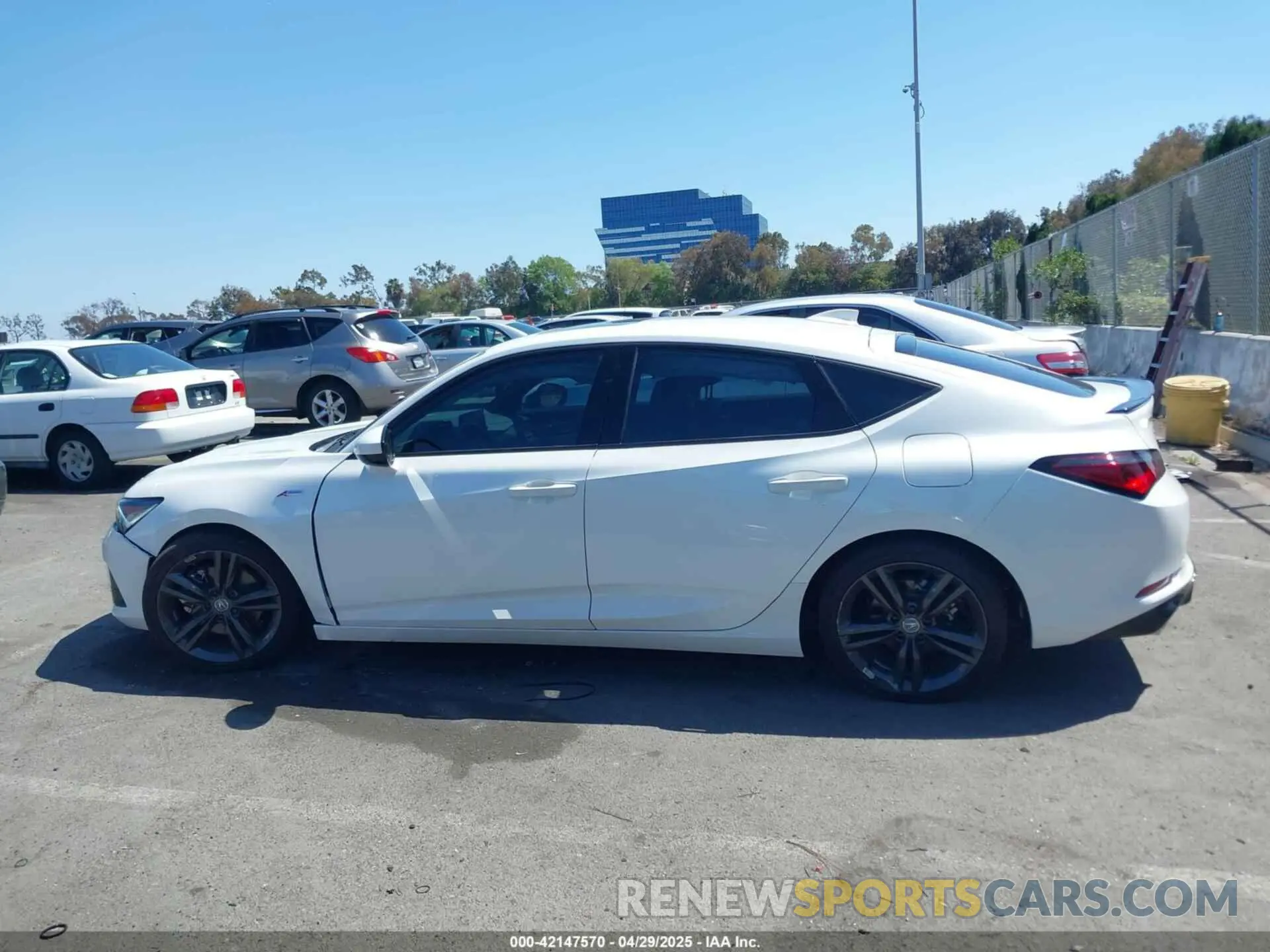 14 fotografías del automóvil dañado 19UDE4H37RA017282 ACURA INTEGRA 2024