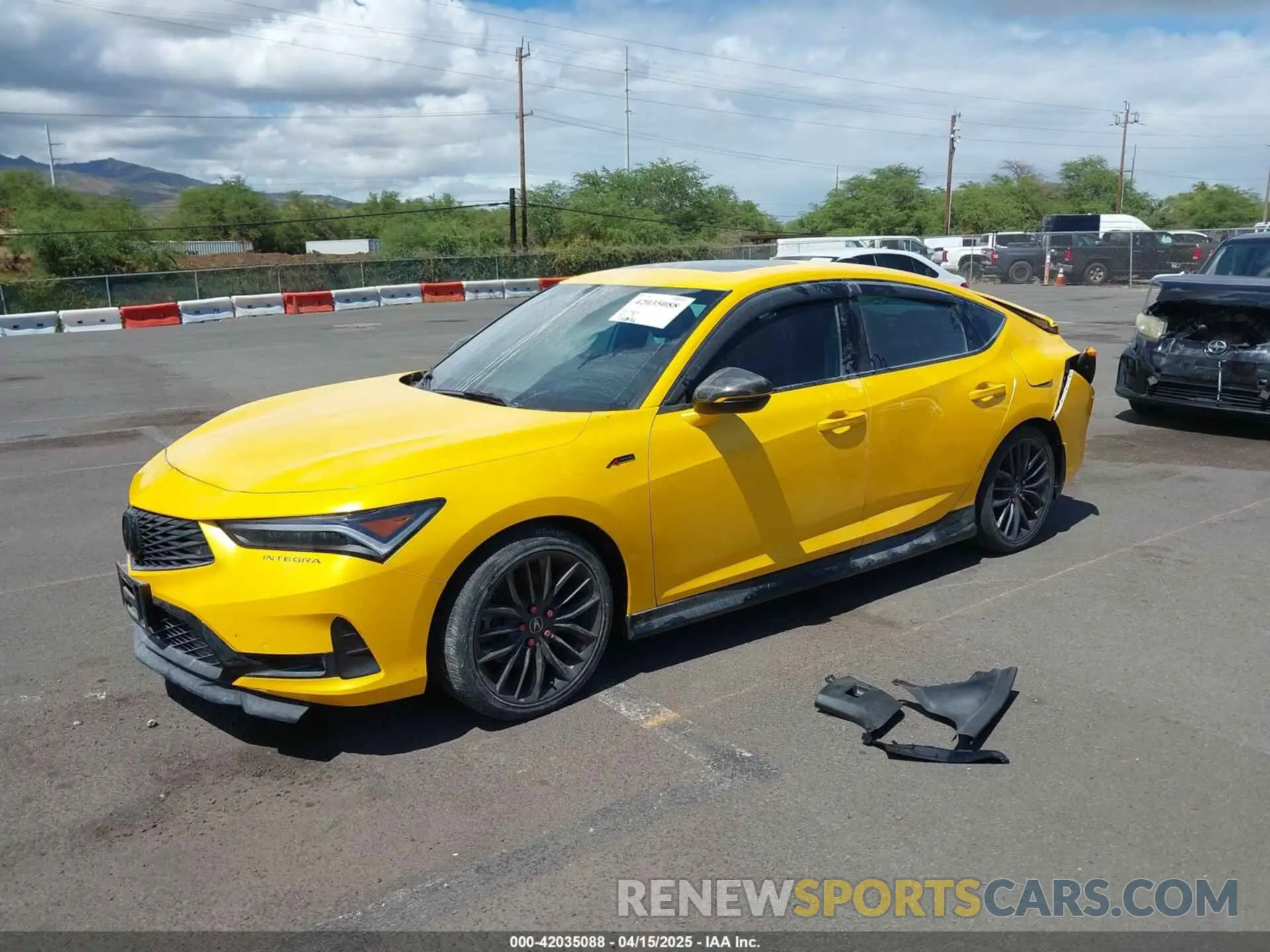 2 fotografías del automóvil dañado 19UDE4H60RA022334 ACURA INTEGRA 2024