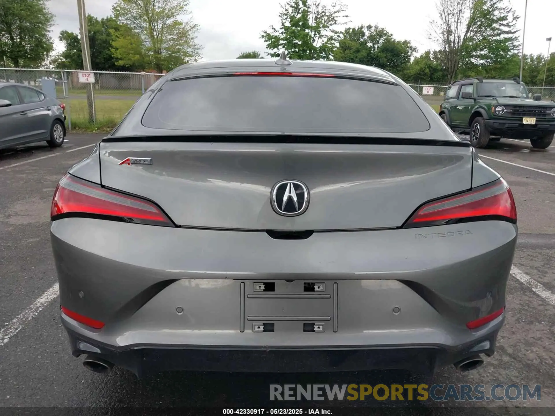 17 fotografías del automóvil dañado 19UDE4H62RA013425 ACURA INTEGRA 2024