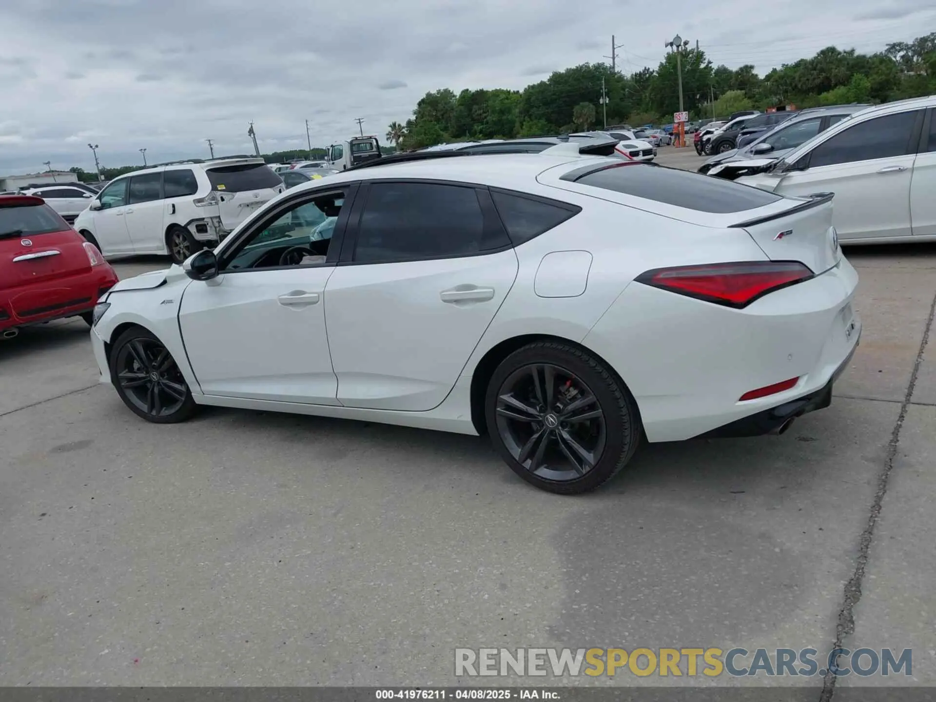 14 fotografías del automóvil dañado 19UDE4H63RA009206 ACURA INTEGRA 2024