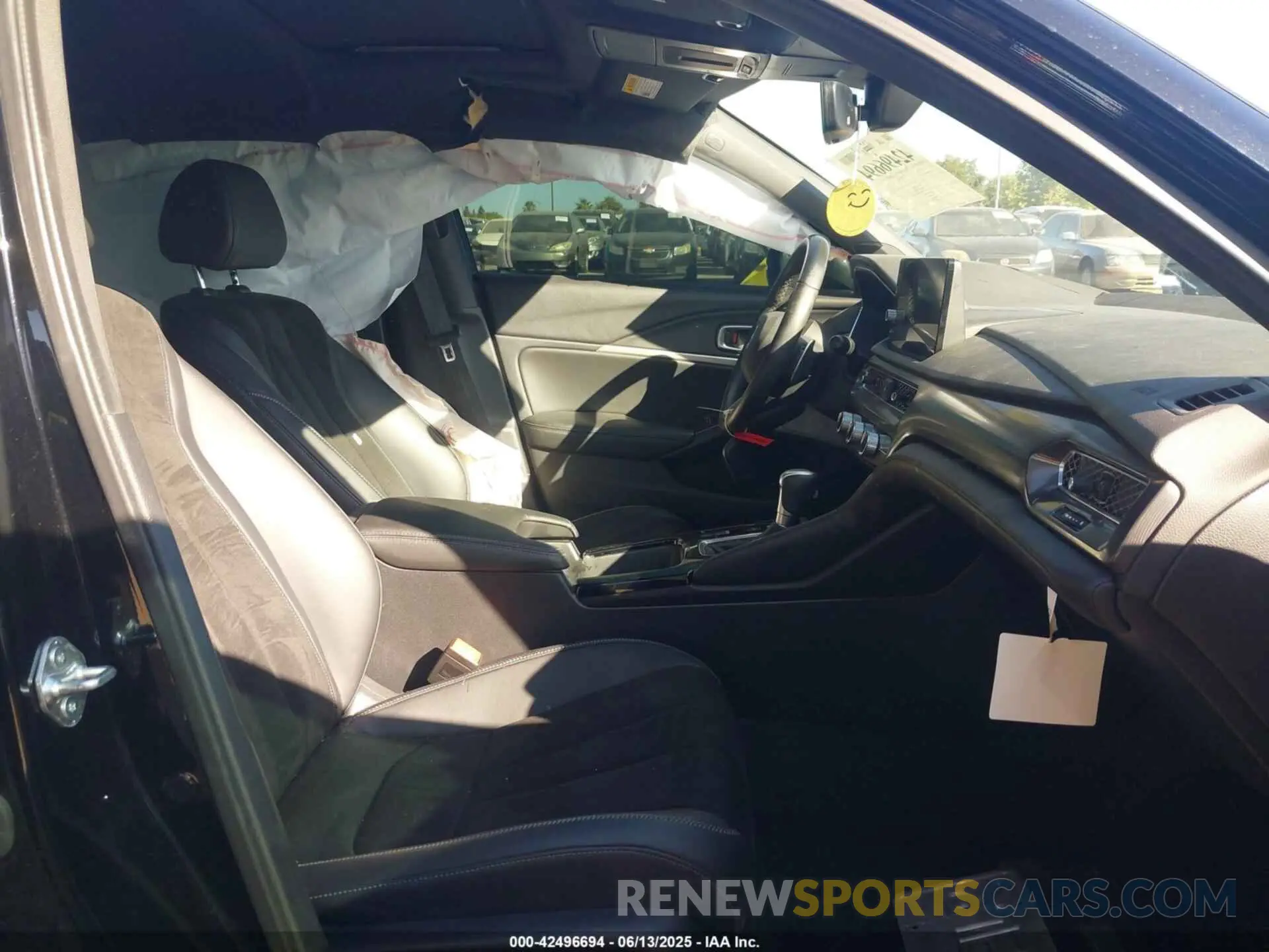 5 fotografías del automóvil dañado 19UDE4H69RA001773 ACURA INTEGRA 2024