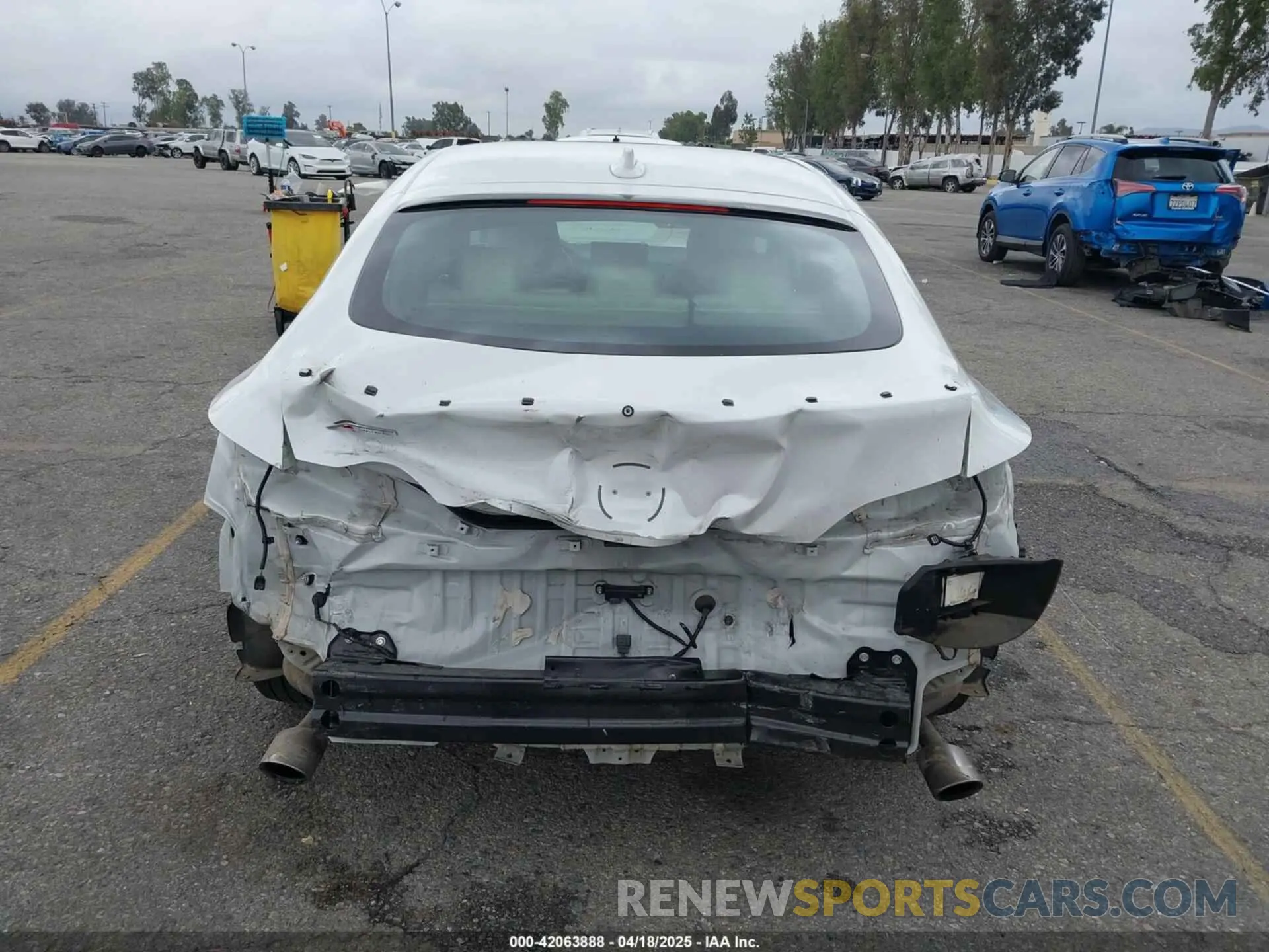 17 fotografías del automóvil dañado 19UDE4H6XRA019618 ACURA INTEGRA 2024