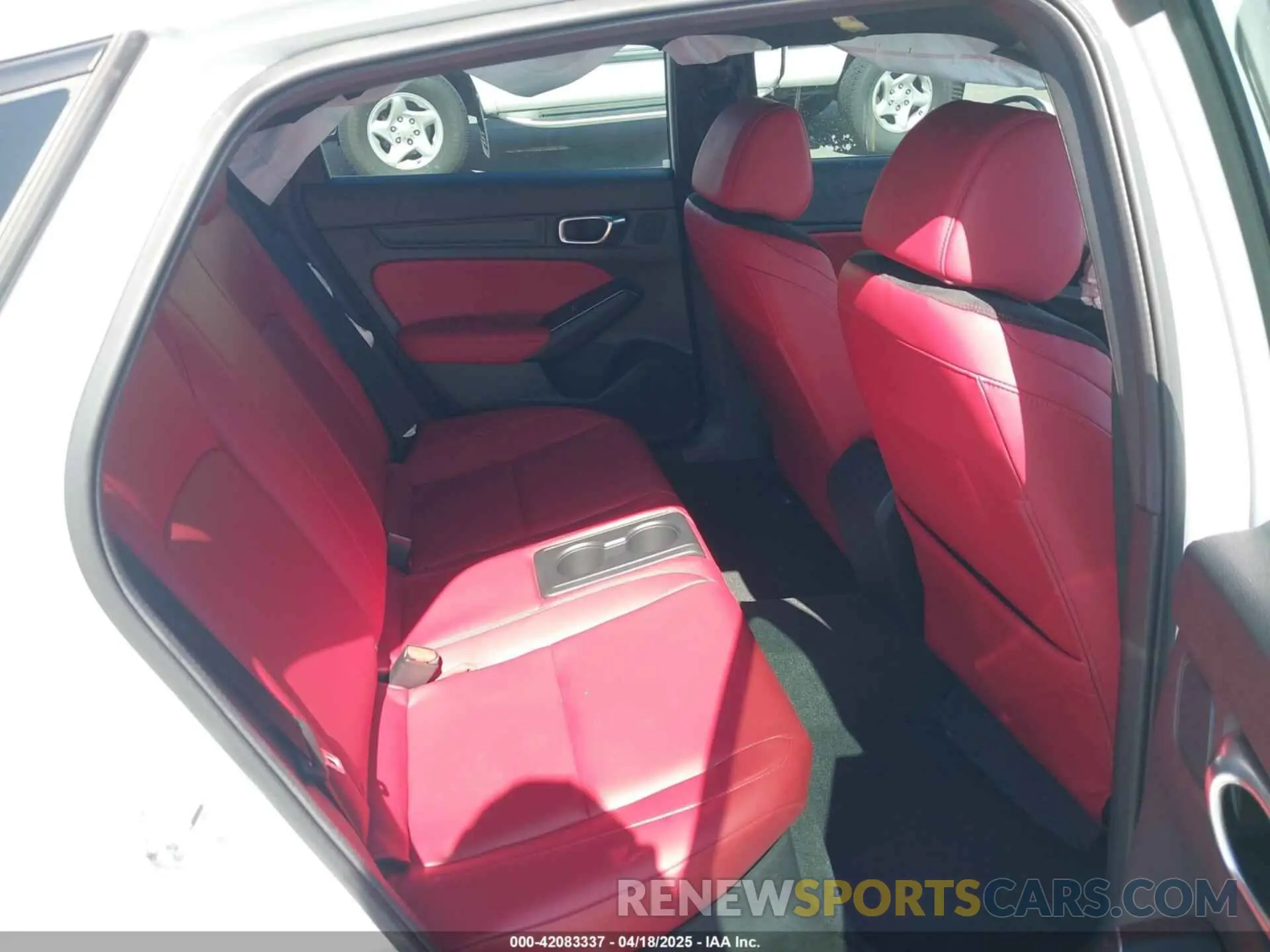 8 fotografías del automóvil dañado 19UDE5G93RA000183 ACURA INTEGRA 2024