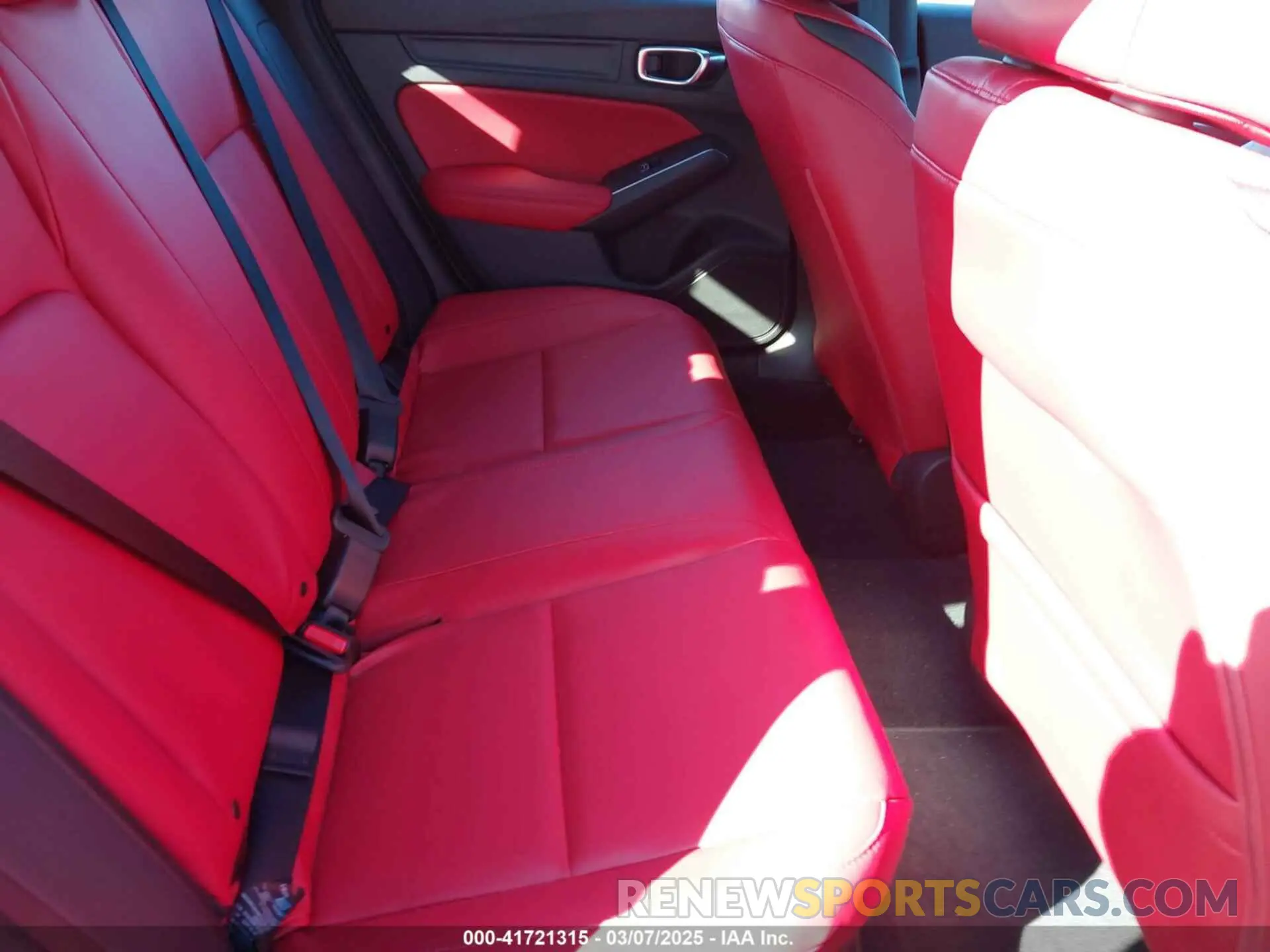 8 fotografías del automóvil dañado 19UDE4H31SA008003 ACURA INTEGRA 2025