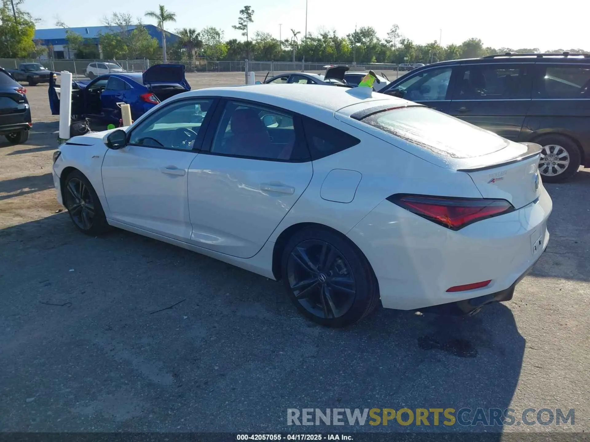 3 fotografías del automóvil dañado 19UDE4H39SA011439 ACURA INTEGRA 2025