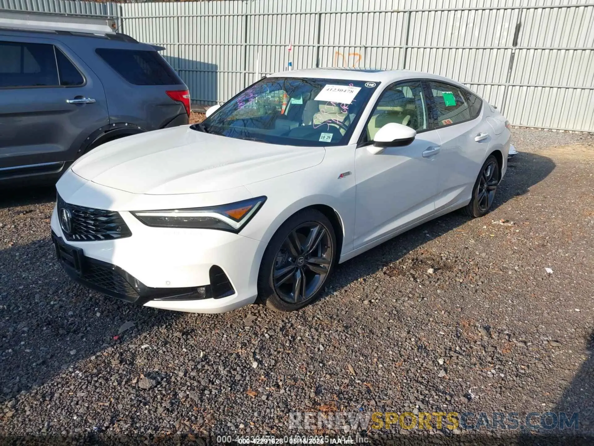 2 fotografías del automóvil dañado 19UDE4H64SA003680 ACURA INTEGRA 2025