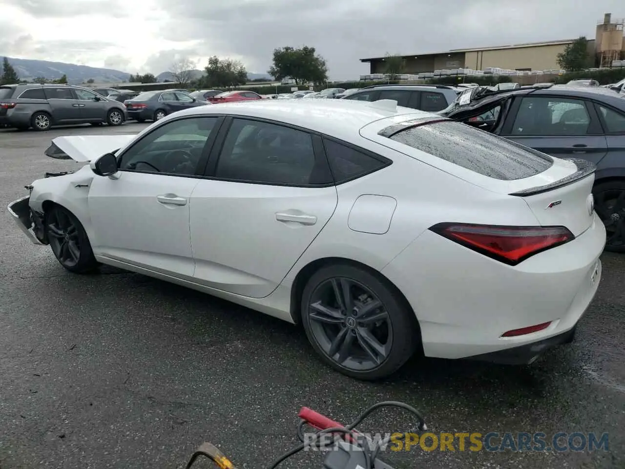 2 fotografías del automóvil dañado 19UDE4H35PA008058 ACURA INTEGRA A- 2023