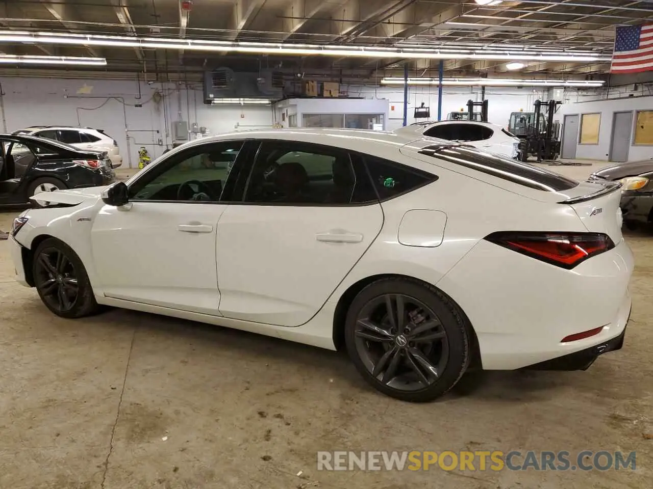 2 fotografías del automóvil dañado 19UDE4H3XRA020130 ACURA INTEGRA A- 2024