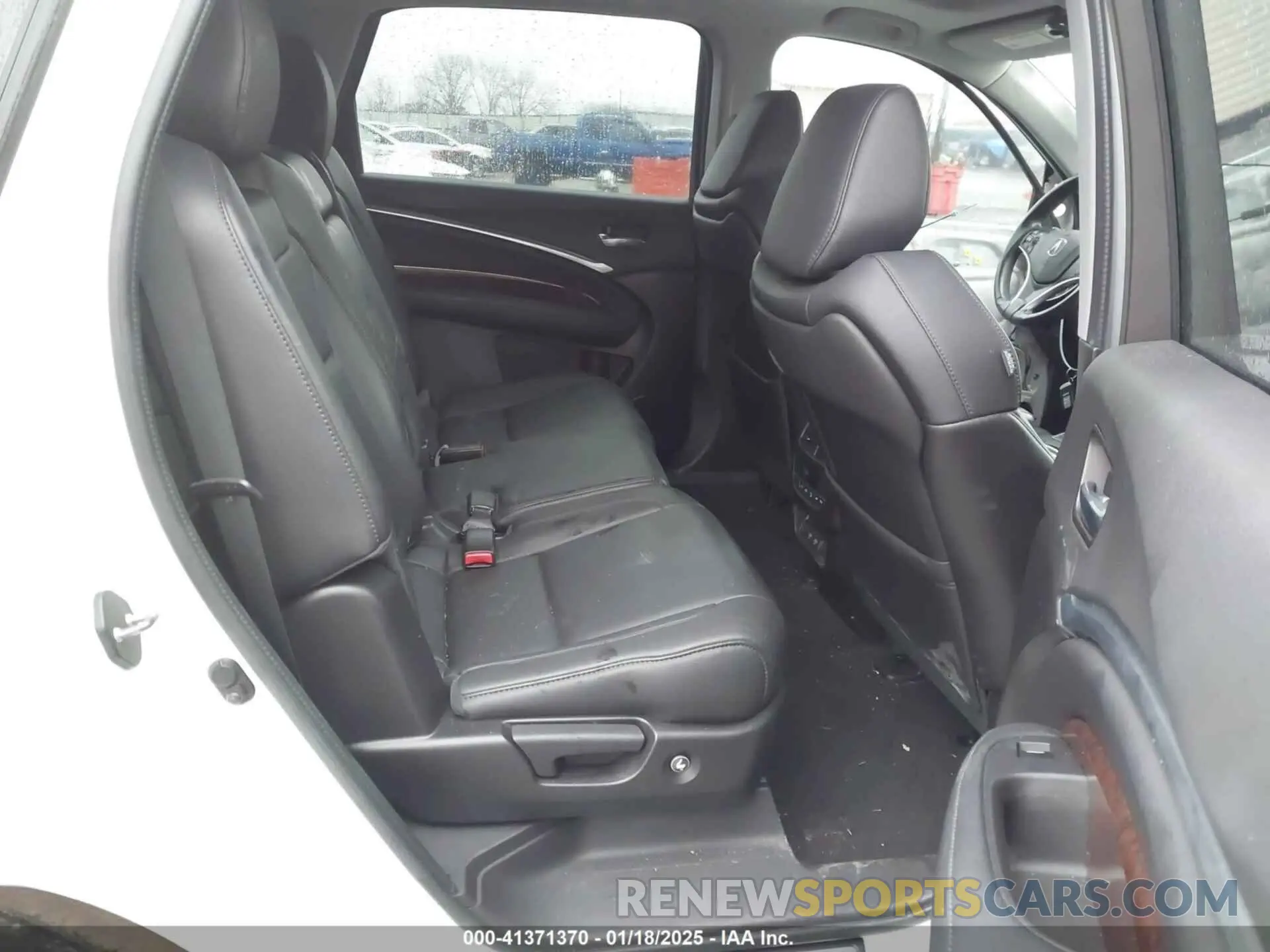 8 fotografías del automóvil dañado 5J8YD3H34KL008922 ACURA MDX 2019