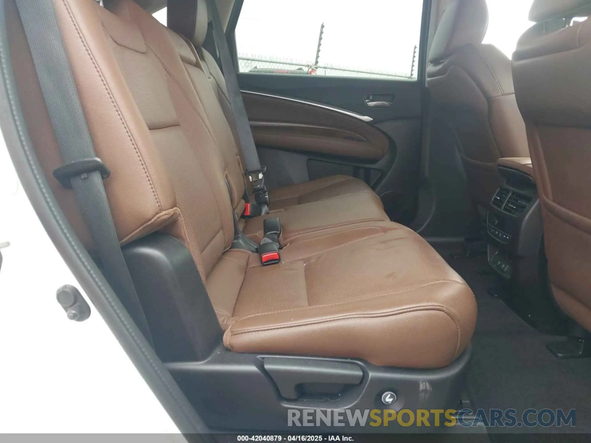 8 fotografías del automóvil dañado 5J8YD3H53KL003230 ACURA MDX 2019